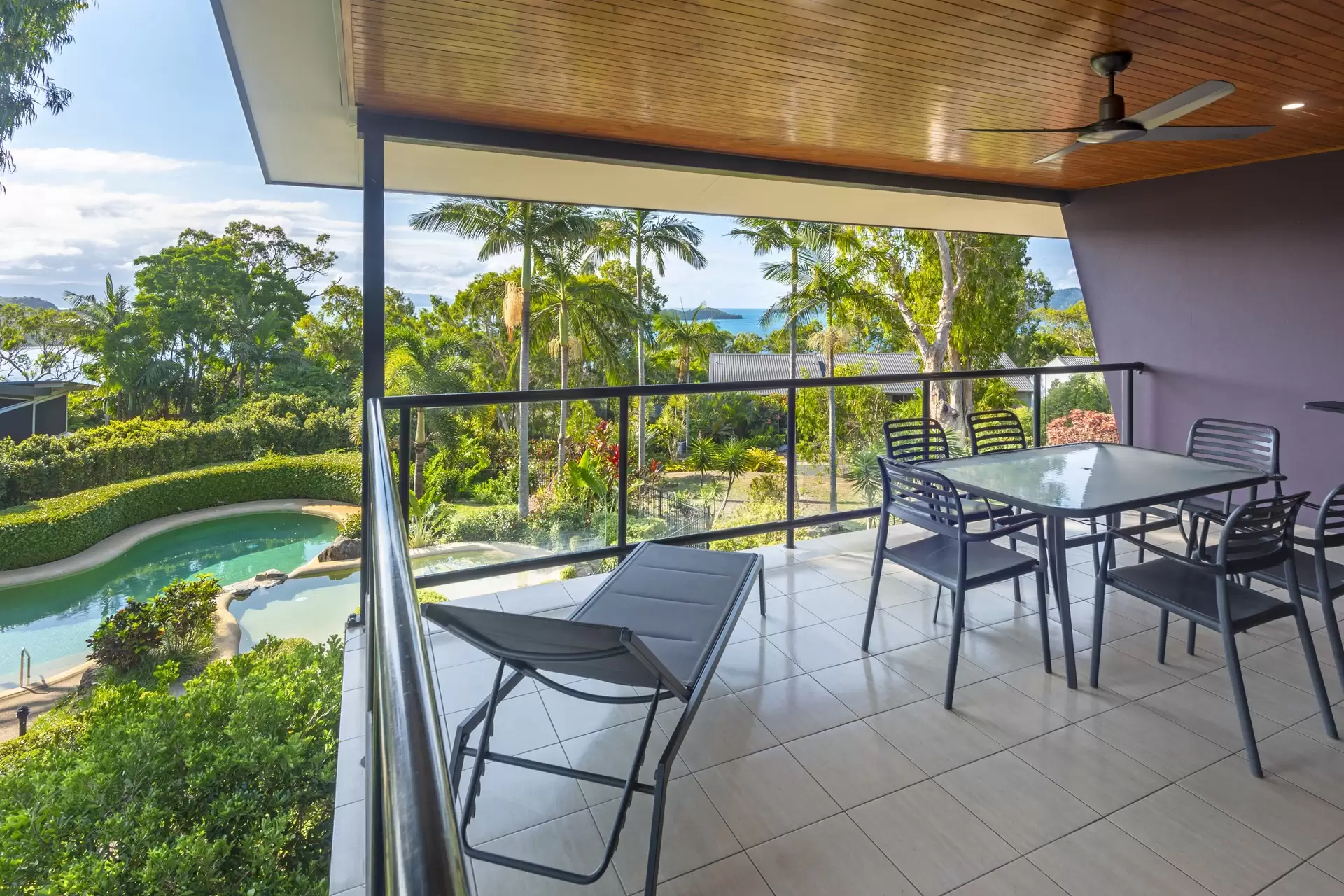 3/6 Banksia Court, Hamilton Island Sold by Queensland Sotheby's International Realty - image 1