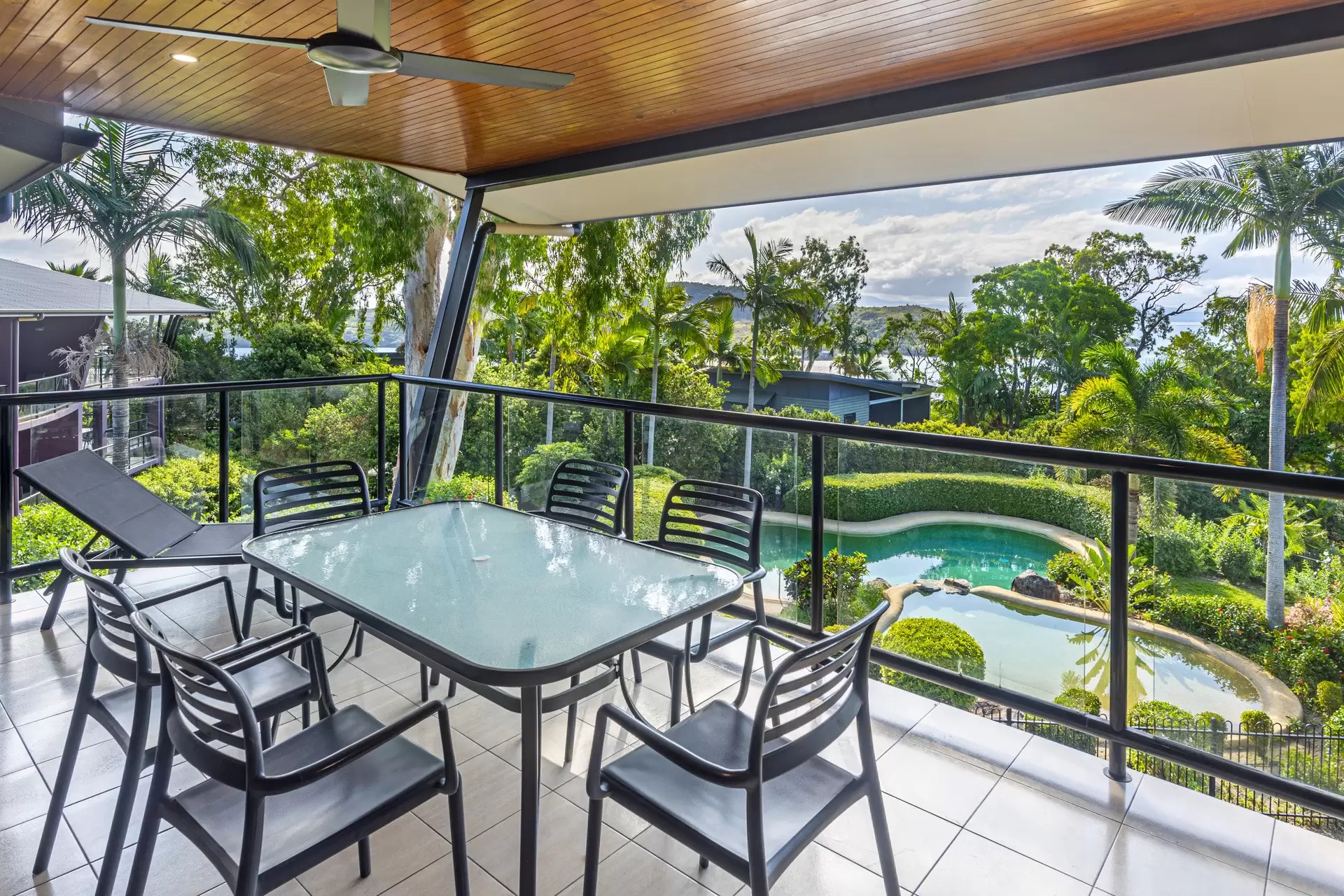 3/6 Banksia Court, Hamilton Island Sold by Queensland Sotheby's International Realty - image 1