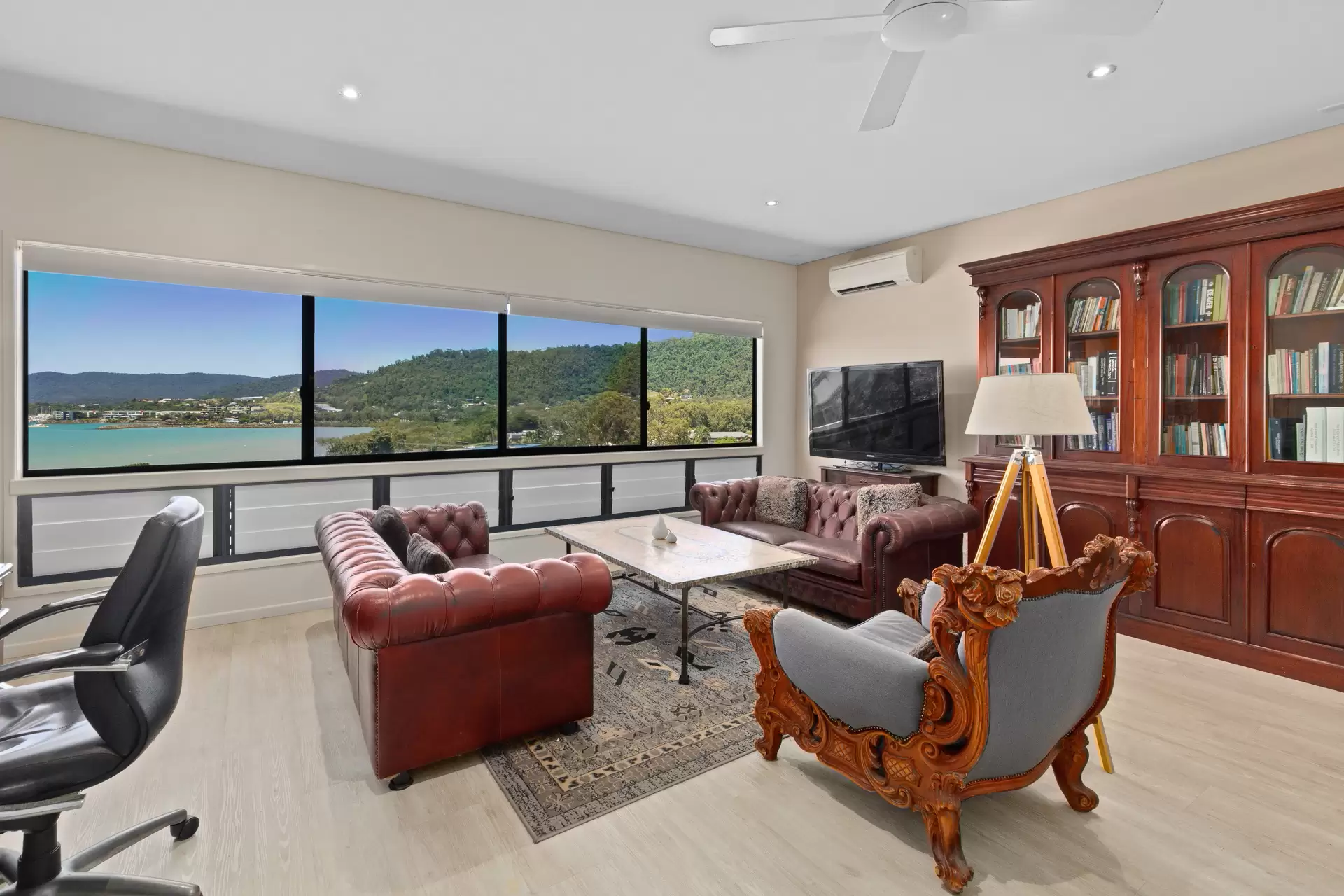 6 Palm Drive, Cannonvale Sold by Queensland Sotheby's International Realty - image 1