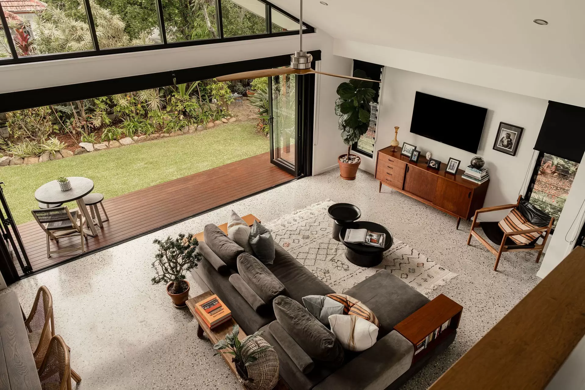 43 Rilatt Street, Wavell Heights Sold by  - image 1