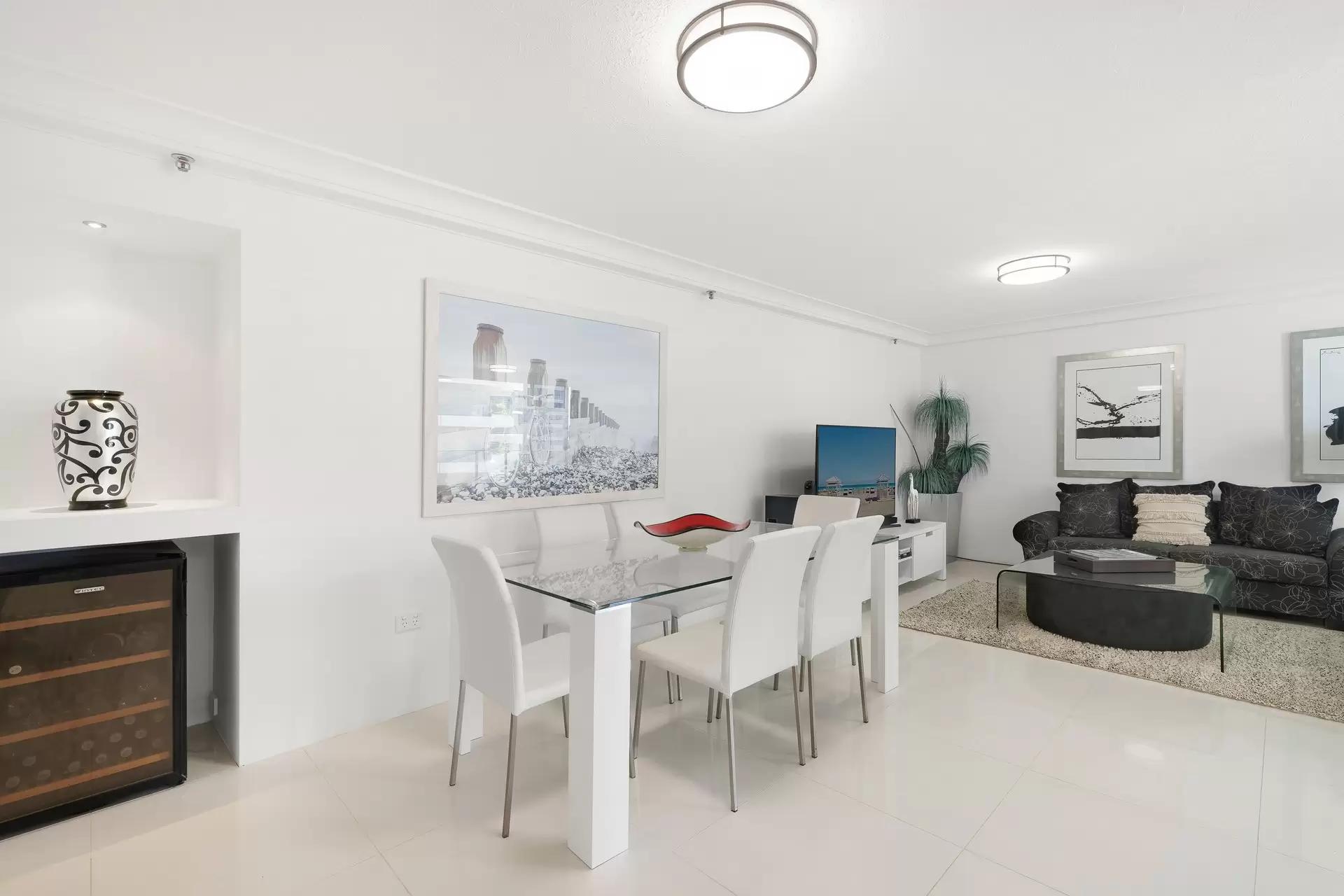 5C/3540 Main Beach Parade, Main Beach Sold by Queensland Sotheby's International Realty - image 1