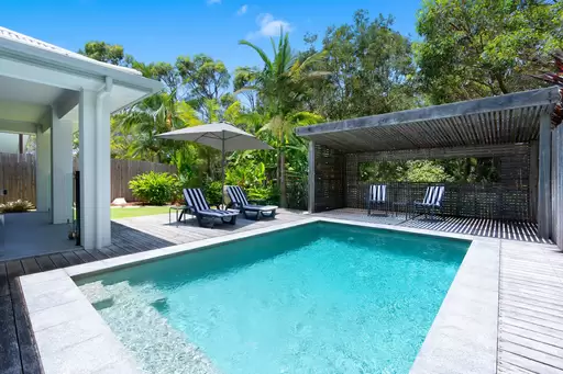 227 Balgownie Drive, Peregian Springs Sold by Queensland Sotheby's International Realty