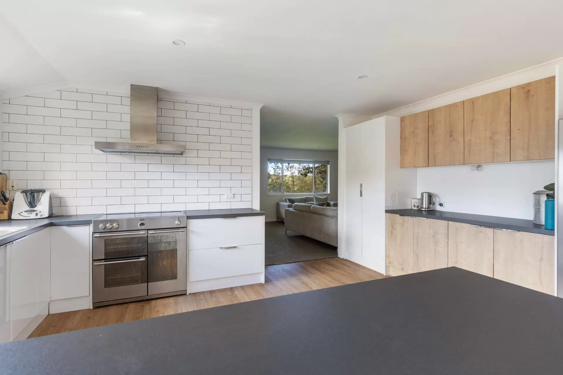 135 Lake Weyba Drive, Noosaville Sold by Queensland Sotheby's International Realty - image 1