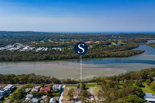135 Lake Weyba Drive, Noosaville Sold by Queensland Sotheby's International Realty