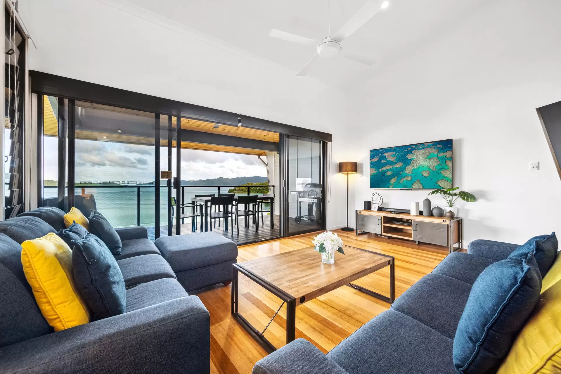 33/5 Acacia Drive, Hamilton Island Sold by Queensland Sotheby's International Realty - image 1