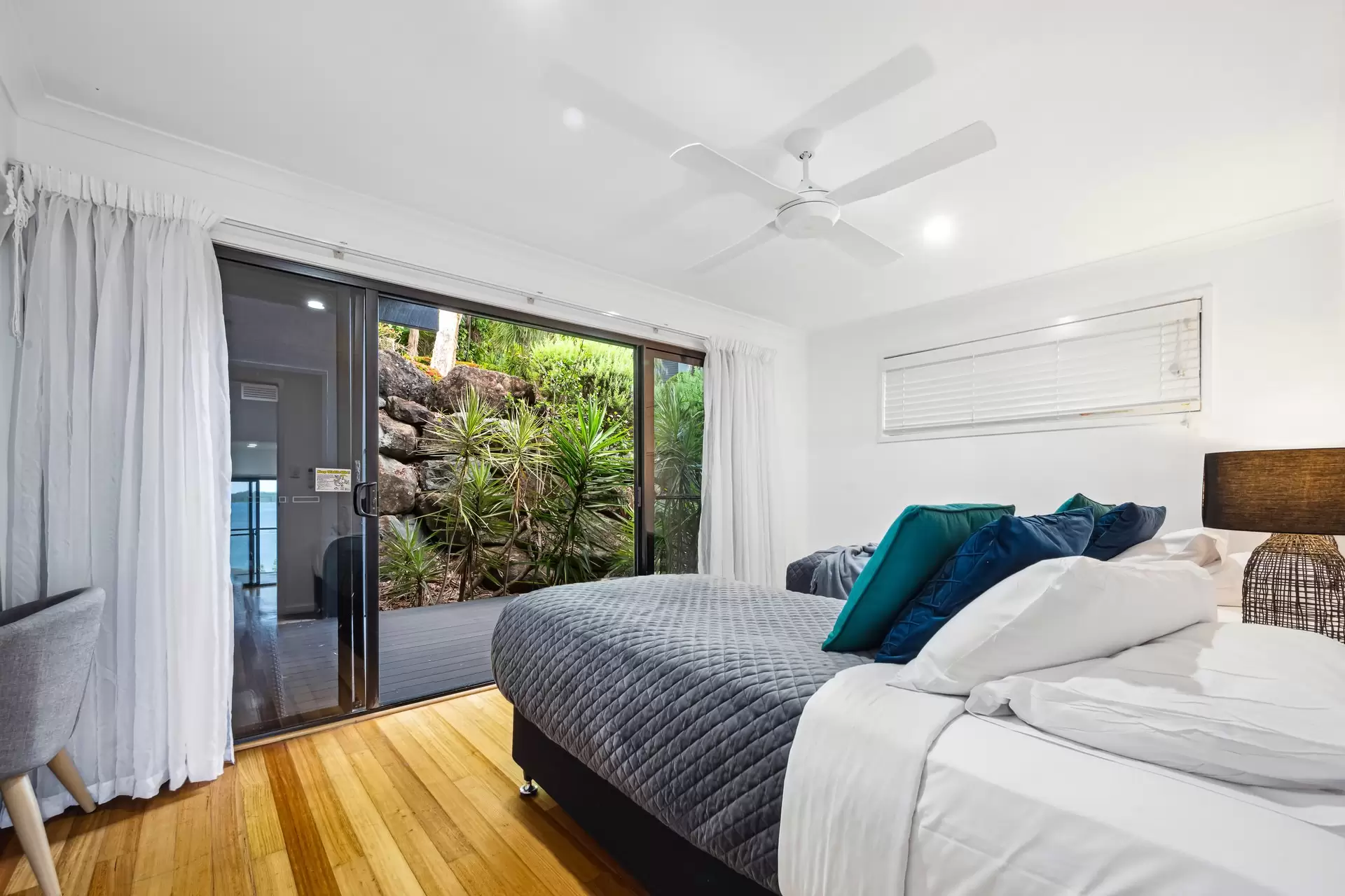 33/5 Acacia Drive, Hamilton Island Sold by Queensland Sotheby's International Realty - image 1