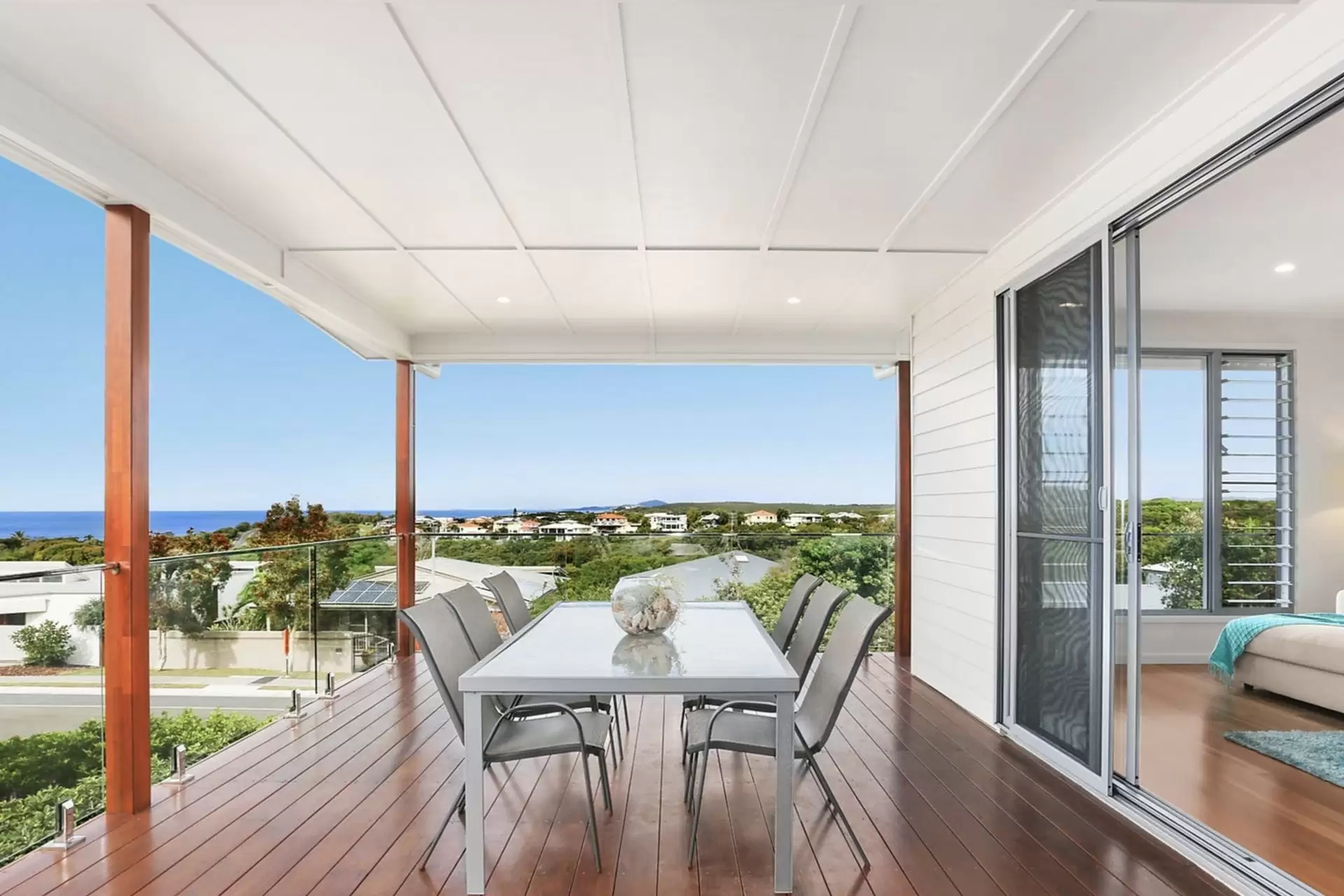 82 Orient Drive, Sunrise Beach Sold by Queensland Sotheby's International Realty - image 1