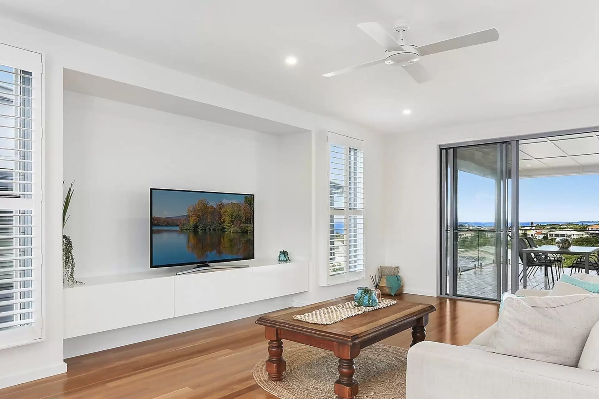 82 Orient Drive, Sunrise Beach Sold by Queensland Sotheby's International Realty - image 1
