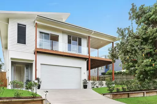 82 Orient Drive, Sunrise Beach Sold by Queensland Sotheby's International Realty