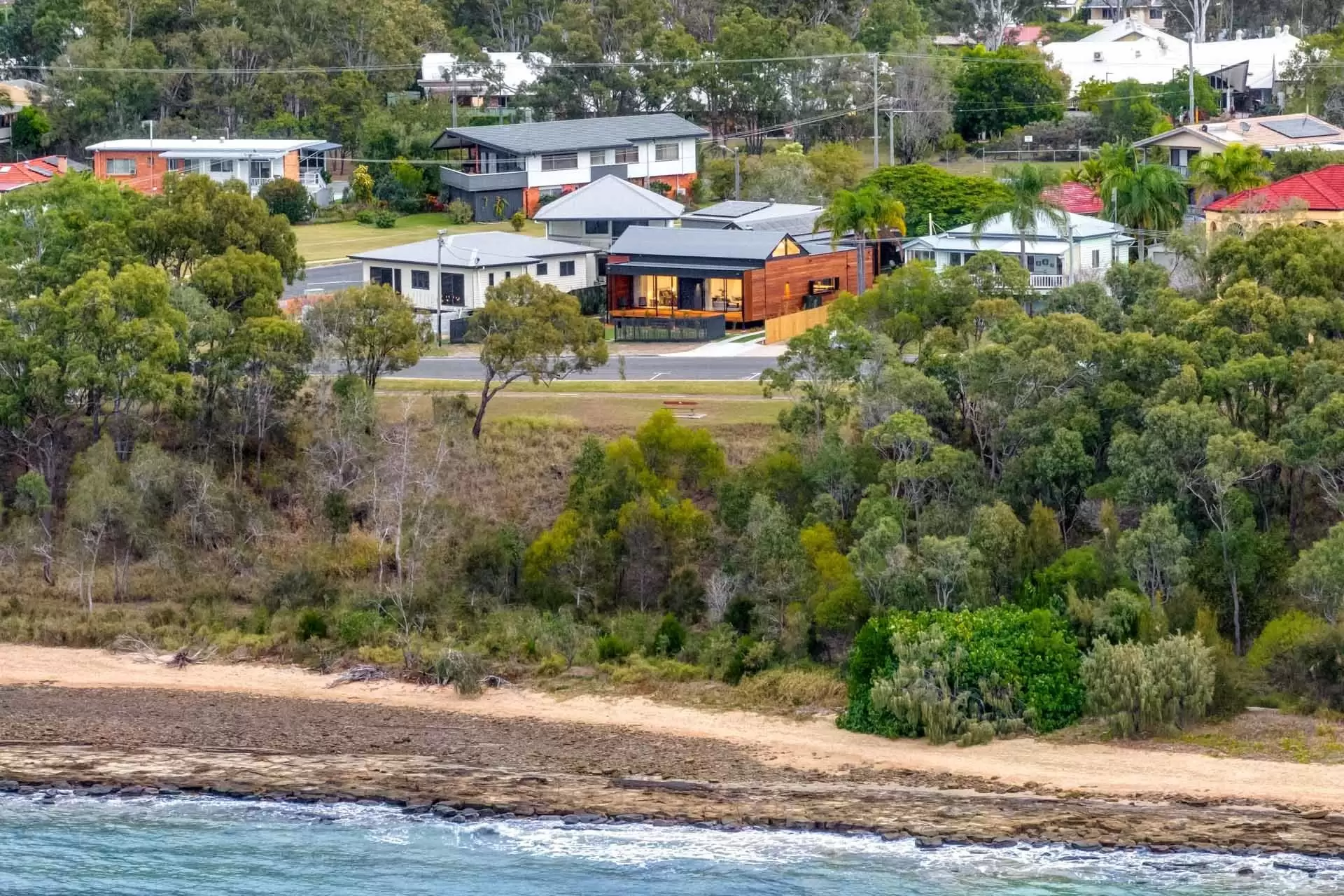 160 Esplanade, Point Vernon Sold by Queensland Sotheby's International Realty - image 1