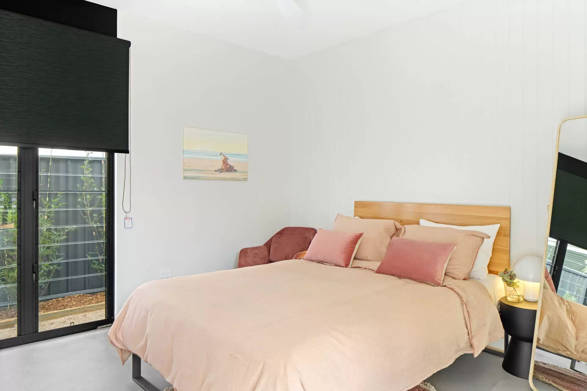 160 Esplanade, Point Vernon Sold by Queensland Sotheby's International Realty - image 1