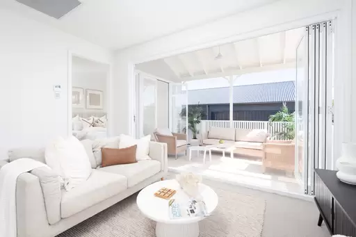 2 Kate Street, Southport Sold by Queensland Sotheby's International Realty