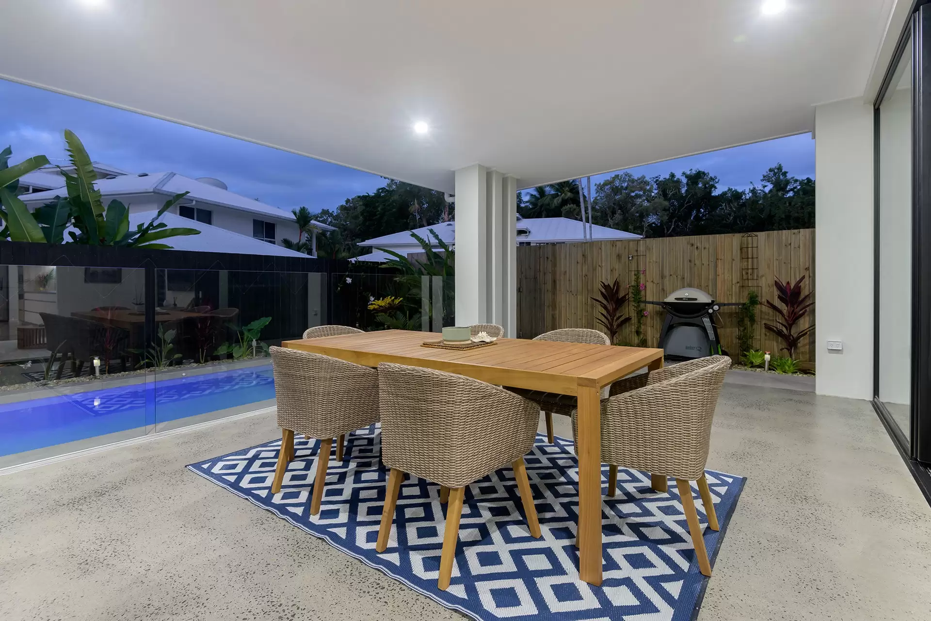 9 Beach Close, Port Douglas Sold by Queensland Sotheby's International Realty - image 1