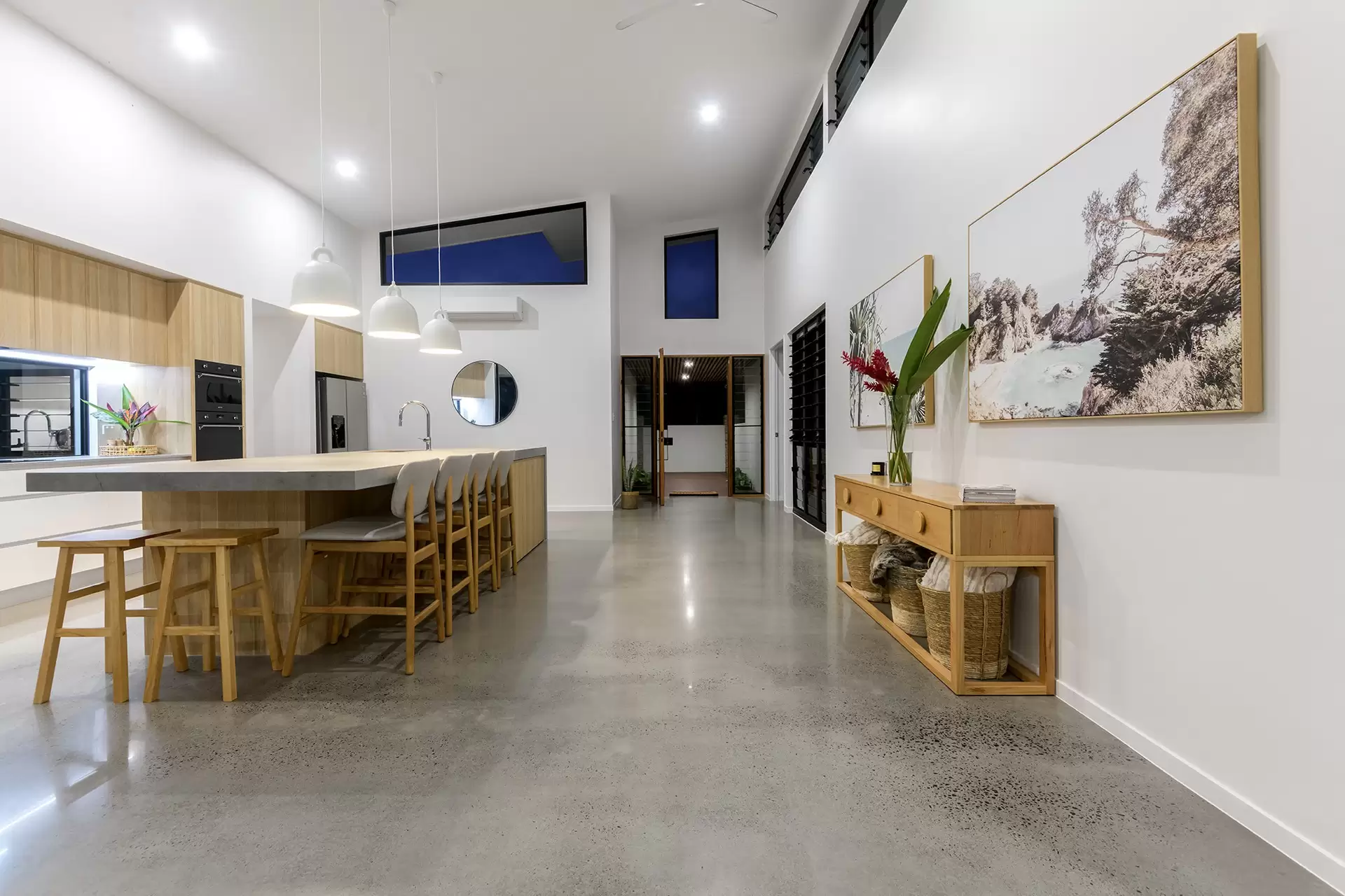 9 Beach Close, Port Douglas Sold by Queensland Sotheby's International Realty - image 1