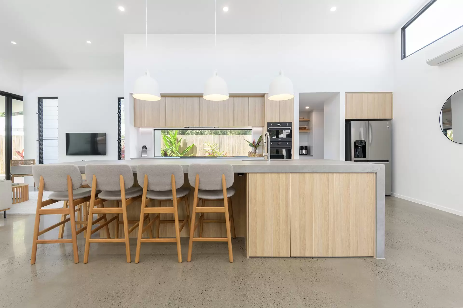 9 Beach Close, Port Douglas Sold by Queensland Sotheby's International Realty - image 1