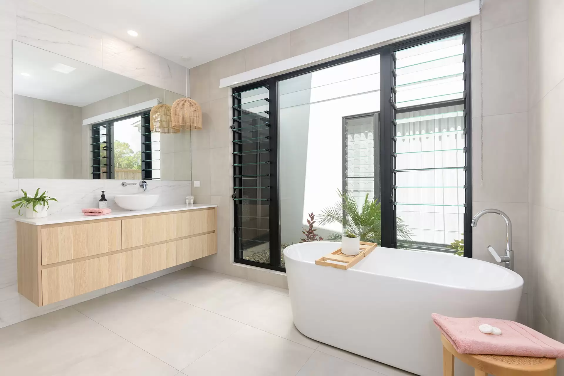 9 Beach Close, Port Douglas Sold by Queensland Sotheby's International Realty - image 1