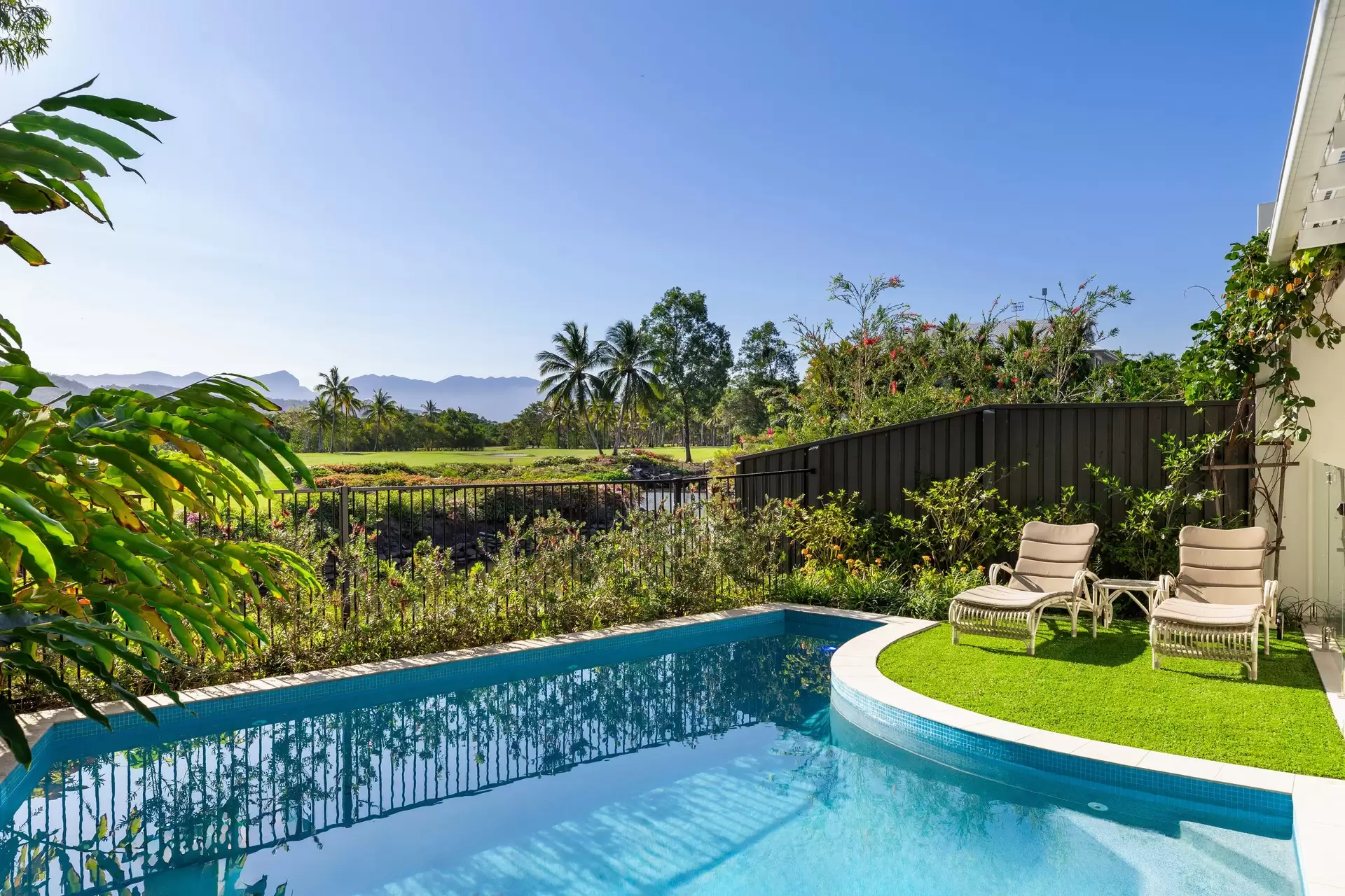 1 Rachel Carson Lane, Port Douglas For Sale by Queensland Sotheby's International Realty - image 1