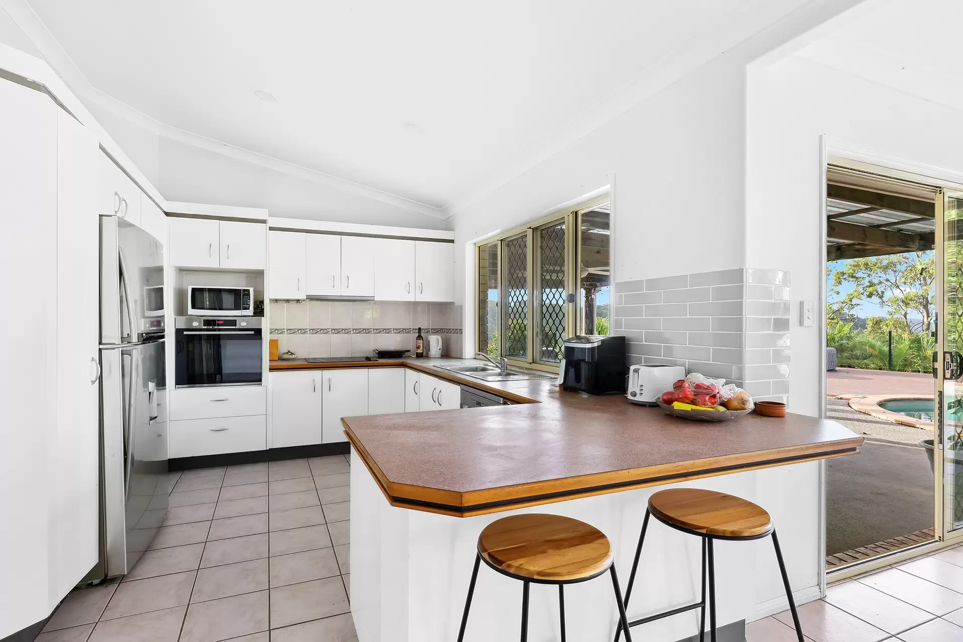 408 Trees Road, Tallebudgera Sold by Queensland Sotheby's International Realty - image 1