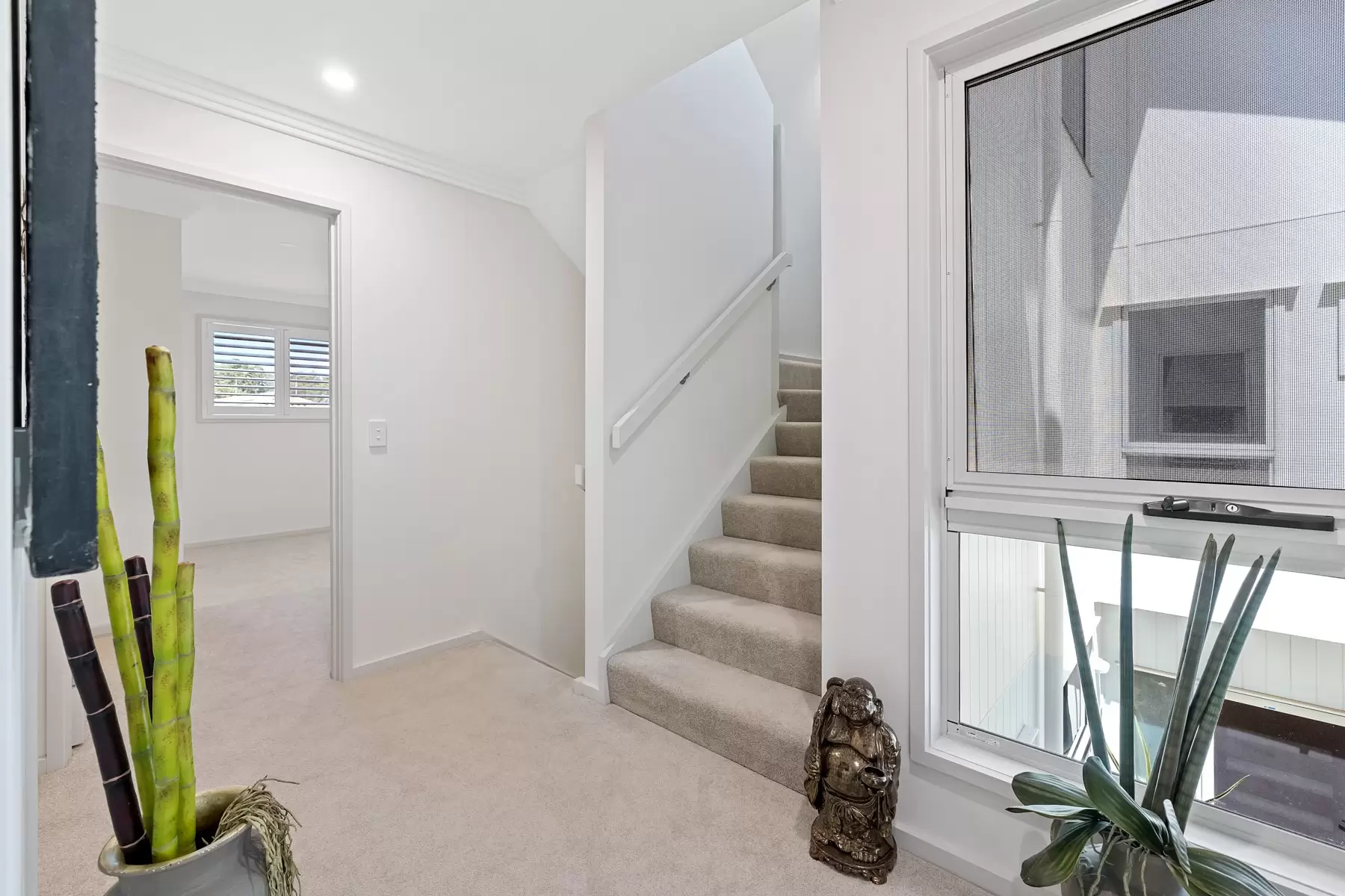 3/155 Middle Street, Cleveland Sold by Queensland Sotheby's International Realty - image 1