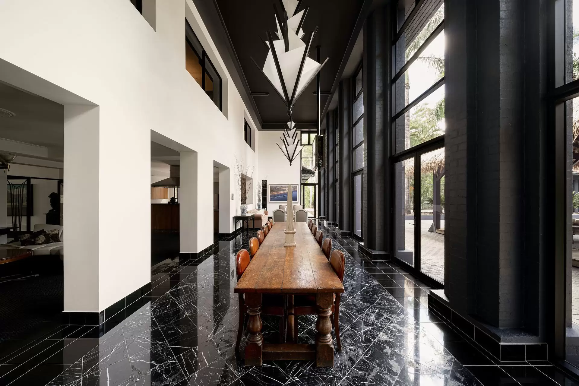 178 Boston Road, Belmont Sold by Queensland Sotheby's International Realty - image 1