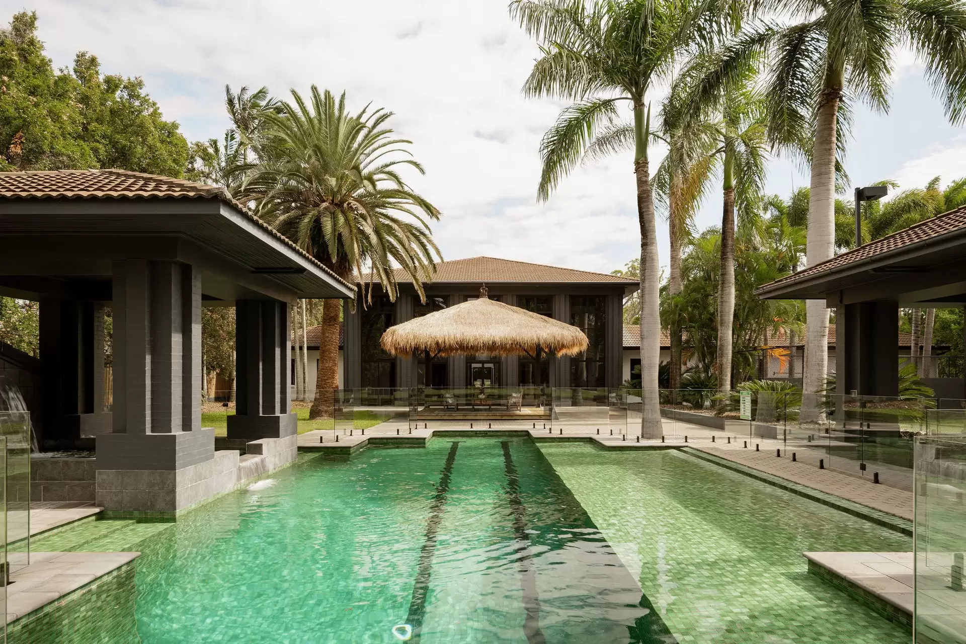 178 Boston Road, Belmont Sold by Queensland Sotheby's International Realty - image 1