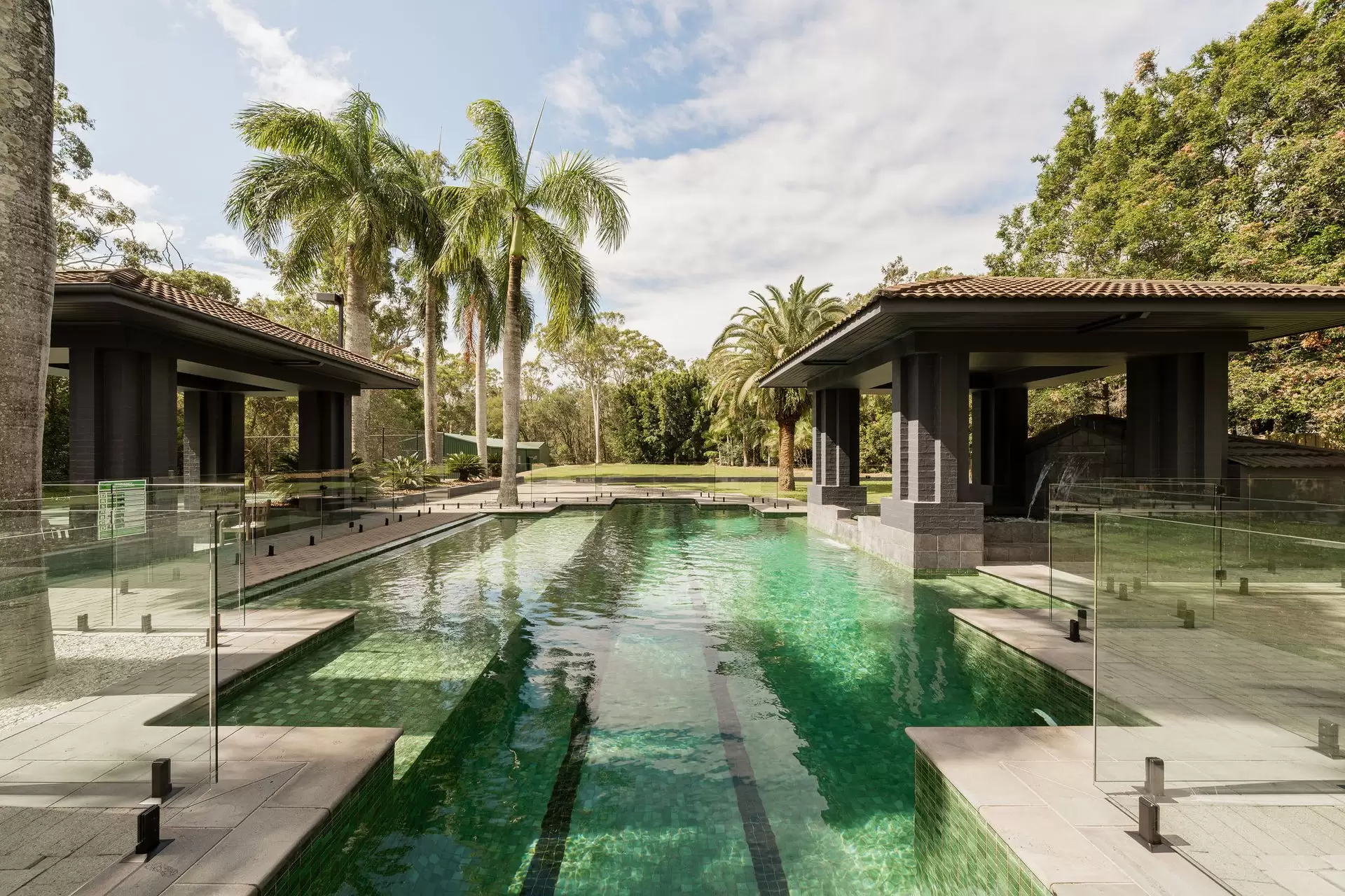 178 Boston Road, Belmont Sold by Queensland Sotheby's International Realty - image 1