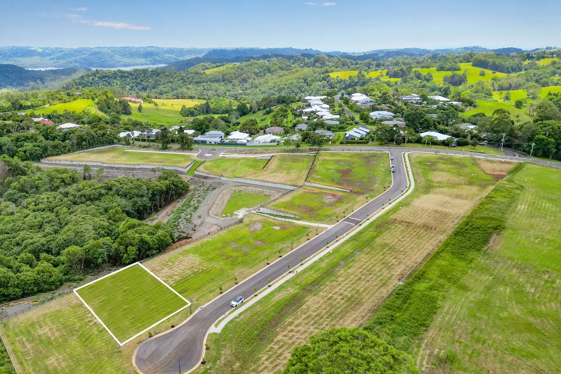 Lot 16,  Bradbury Place, Maleny Sold by Queensland Sotheby's International Realty - image 1