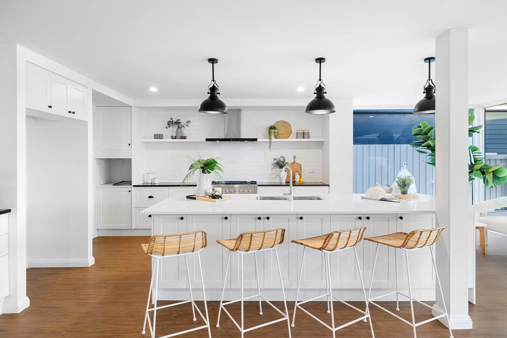 14 Captains Court, Raby Bay Sold by Queensland Sotheby's International Realty - image 1