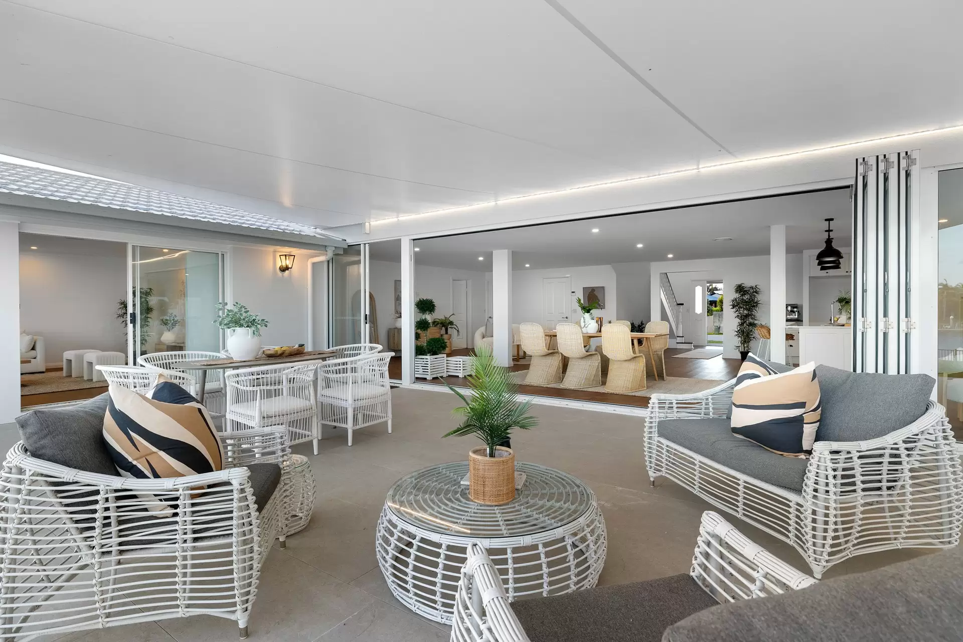 14 Captains Court, Raby Bay Sold by Queensland Sotheby's International Realty - image 1