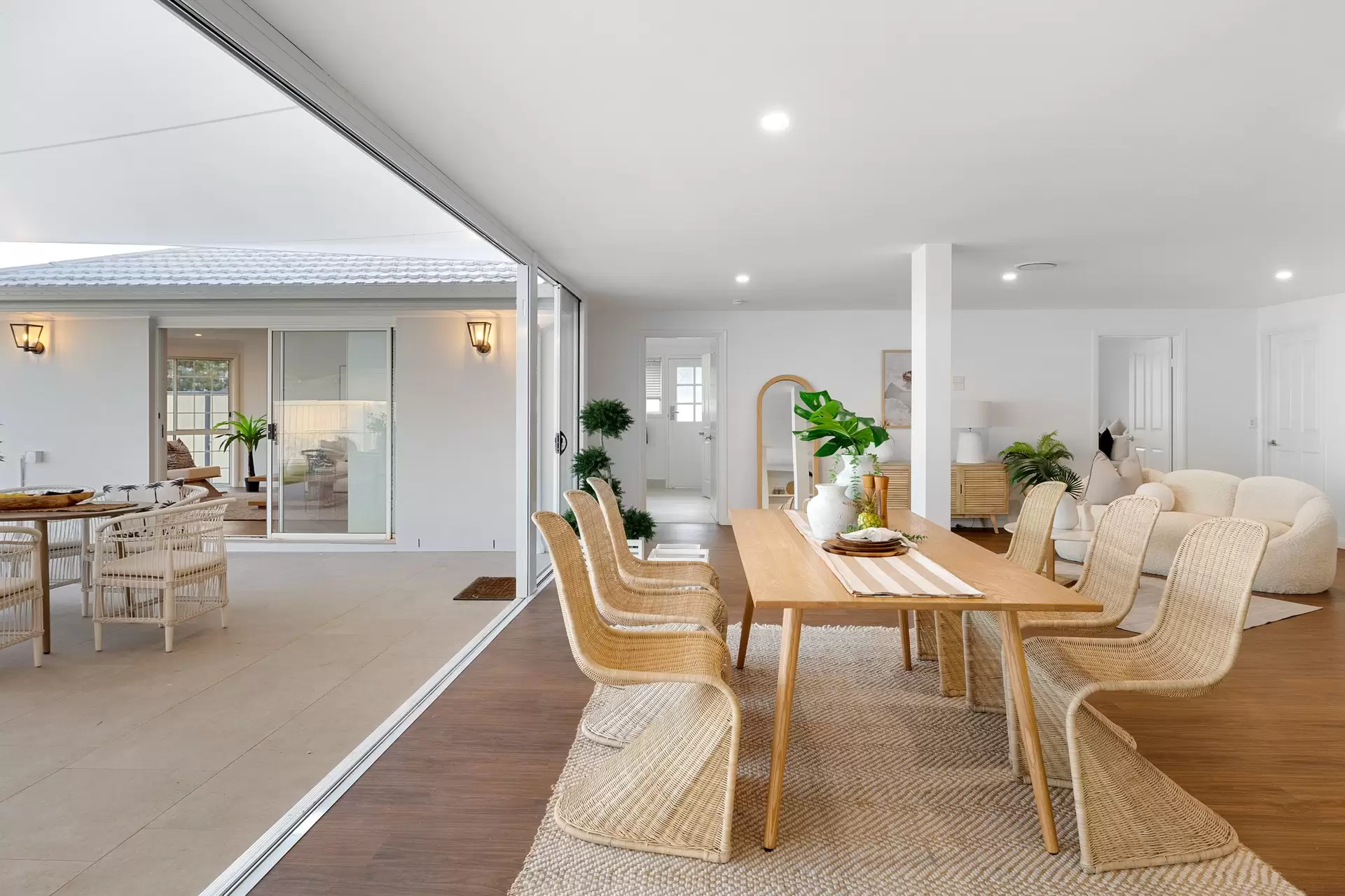14 Captains Court, Raby Bay Sold by Queensland Sotheby's International Realty - image 1
