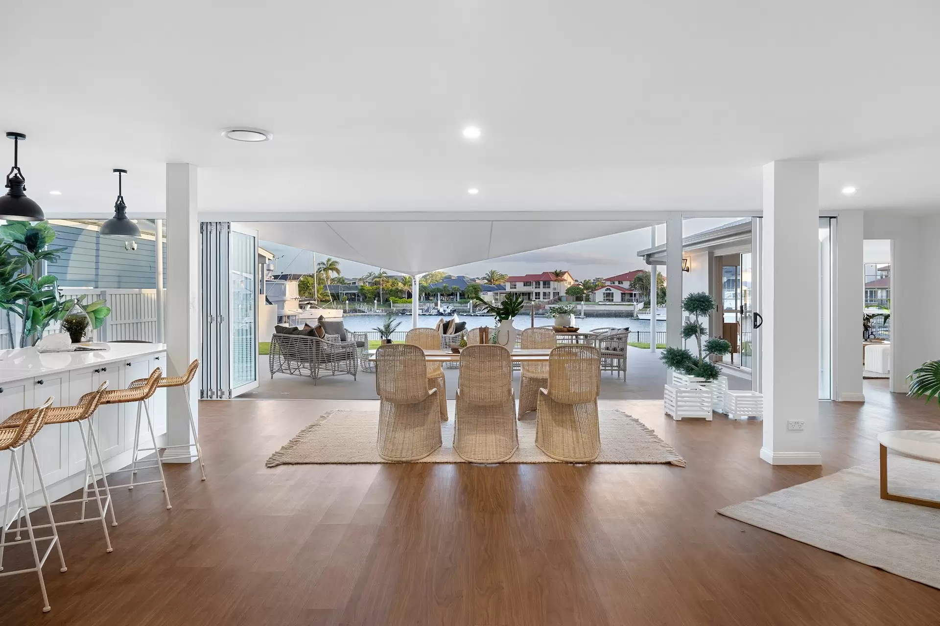 14 Captains Court, Raby Bay Sold by  - image 1