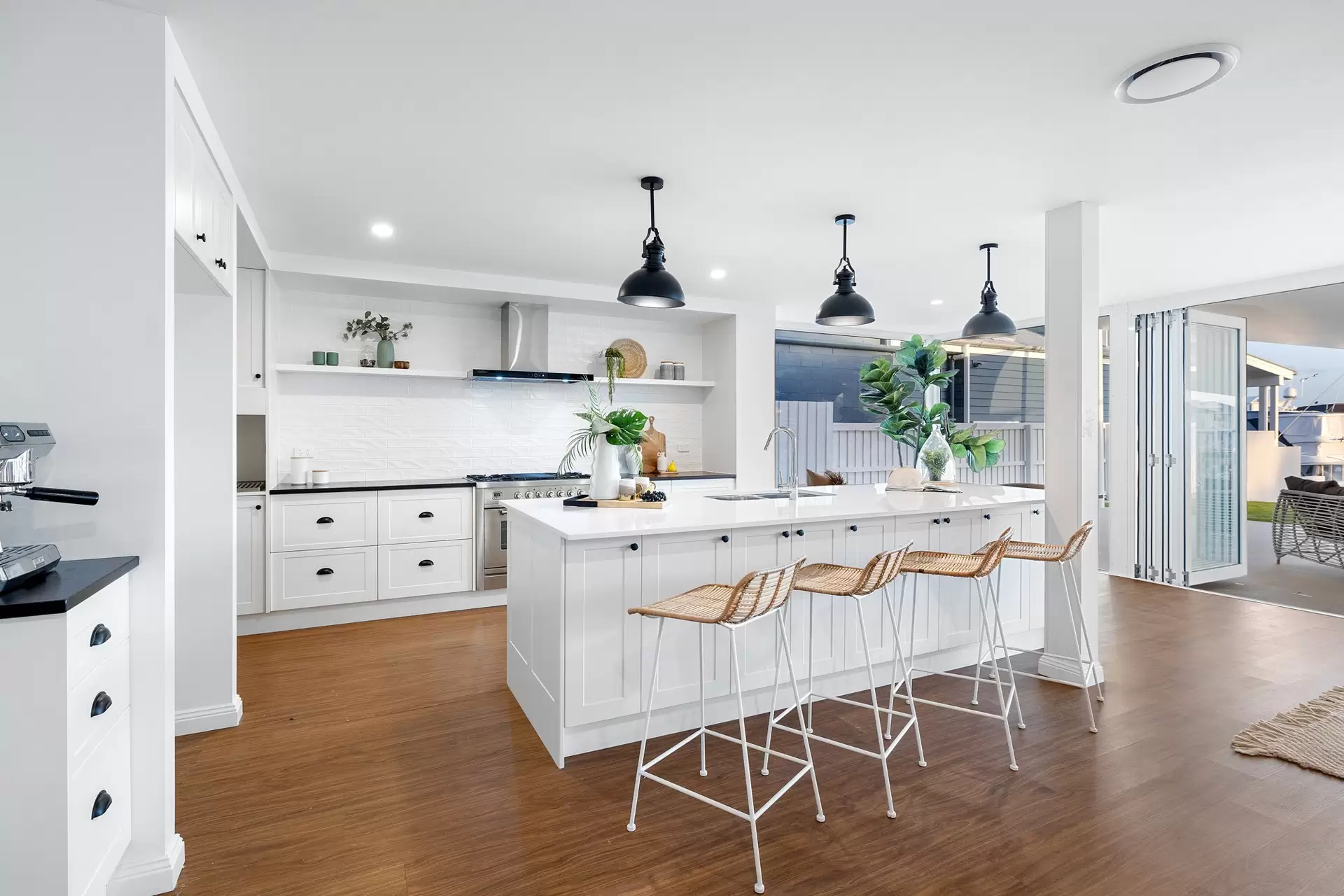 14 Captains Court, Raby Bay Sold by Queensland Sotheby's International Realty - image 1