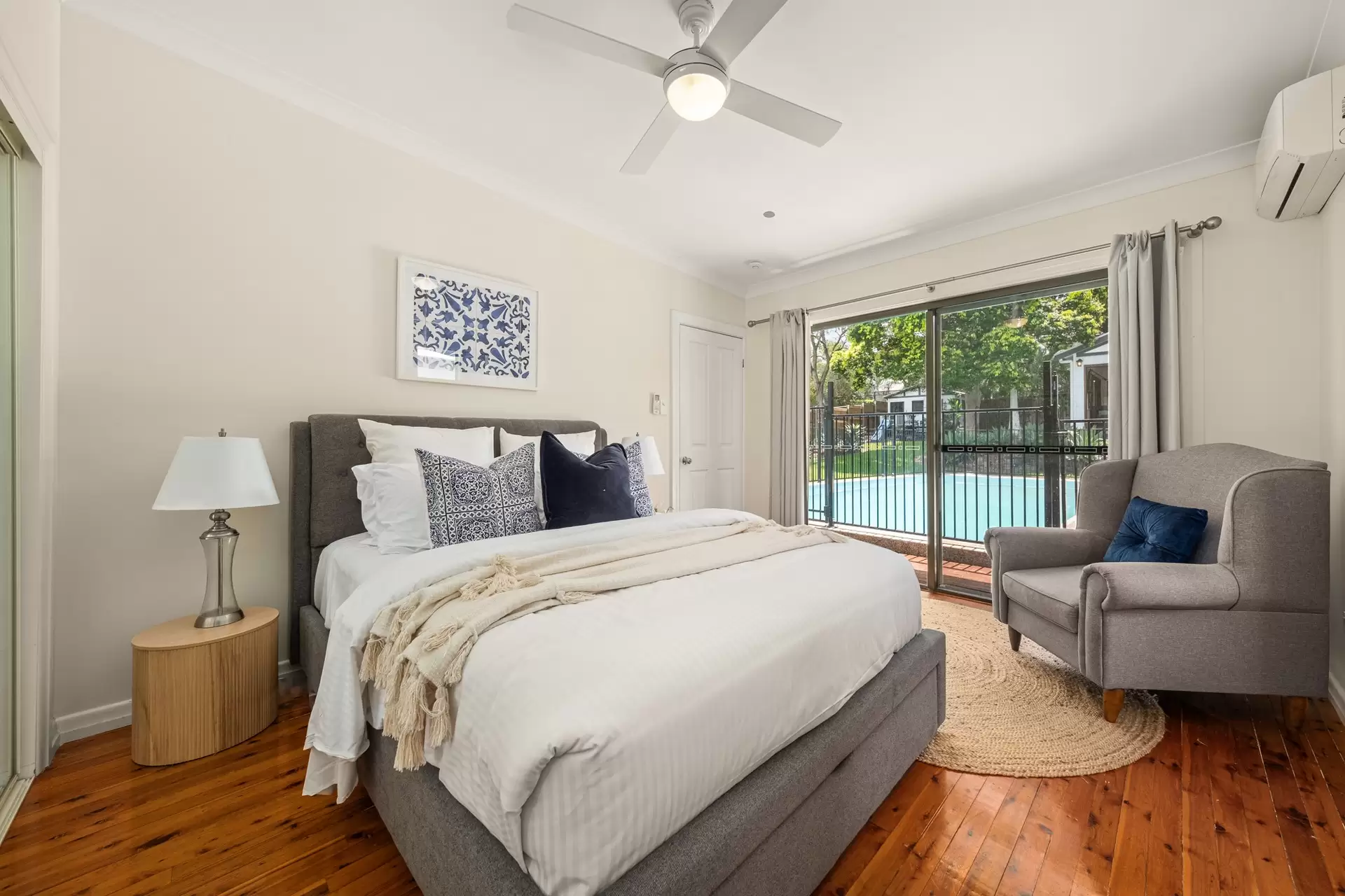49 Canopus Street, Coorparoo Sold by  - image 1