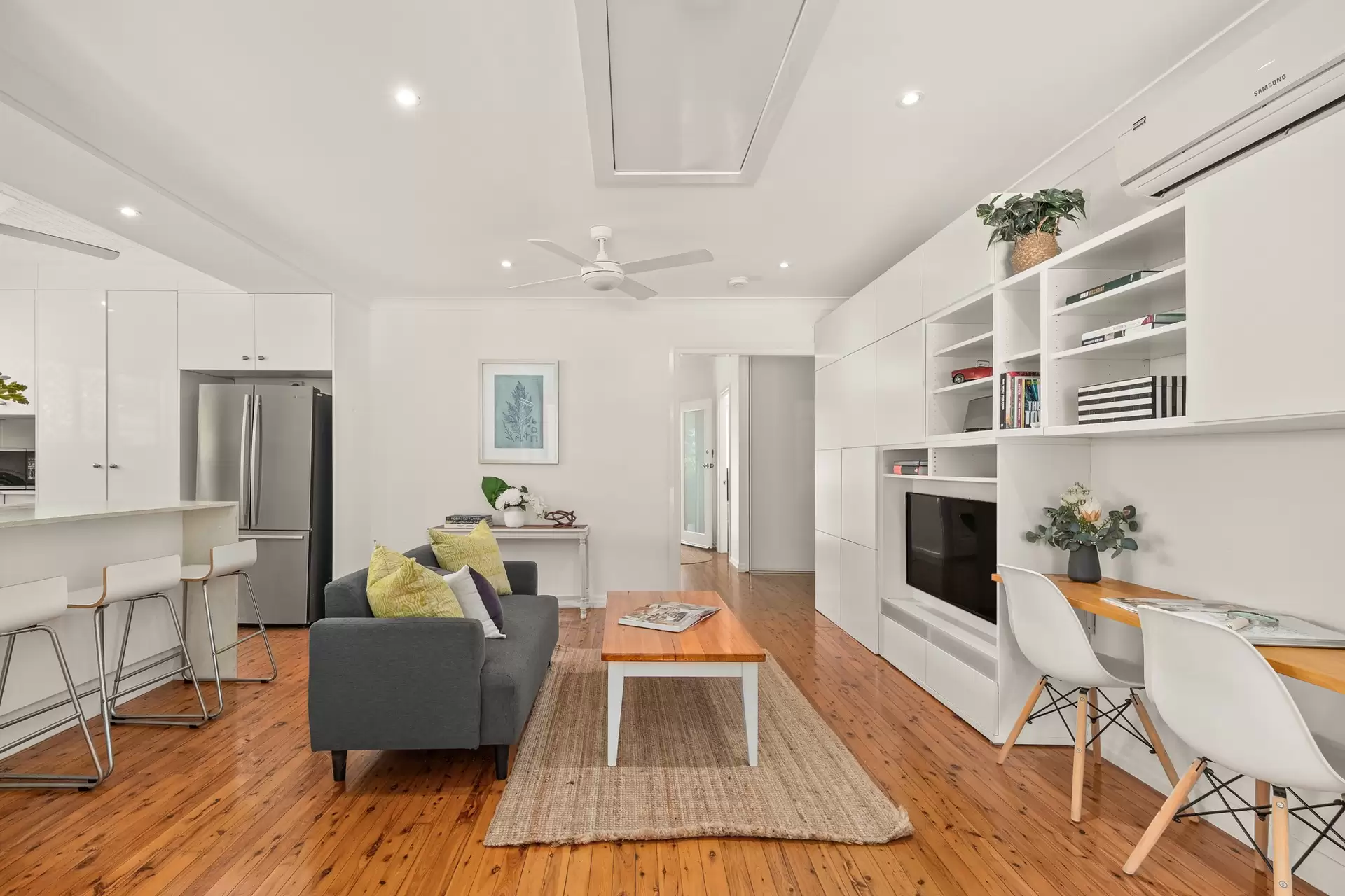 49 Canopus Street, Coorparoo Sold by Queensland Sotheby's International Realty - image 1