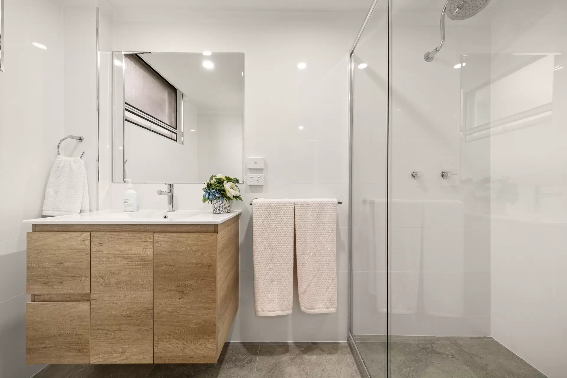 16 Banim Street, Aspley Sold by Queensland Sotheby's International Realty - image 1