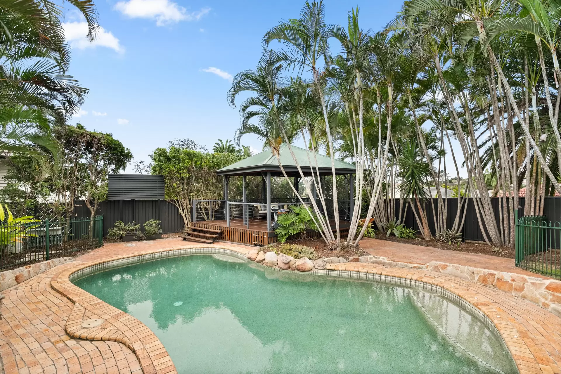 16 Banim Street, Aspley Sold by  - image 1