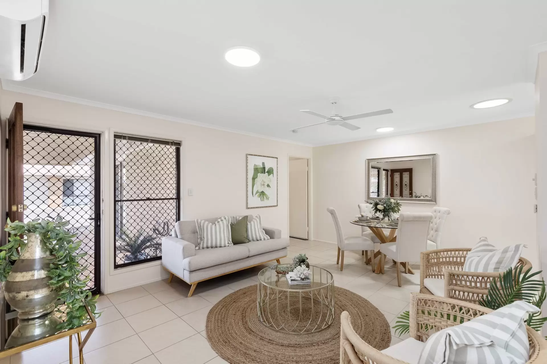 3/10 Melody Court, Warana Sold by Queensland Sotheby's International Realty - image 1