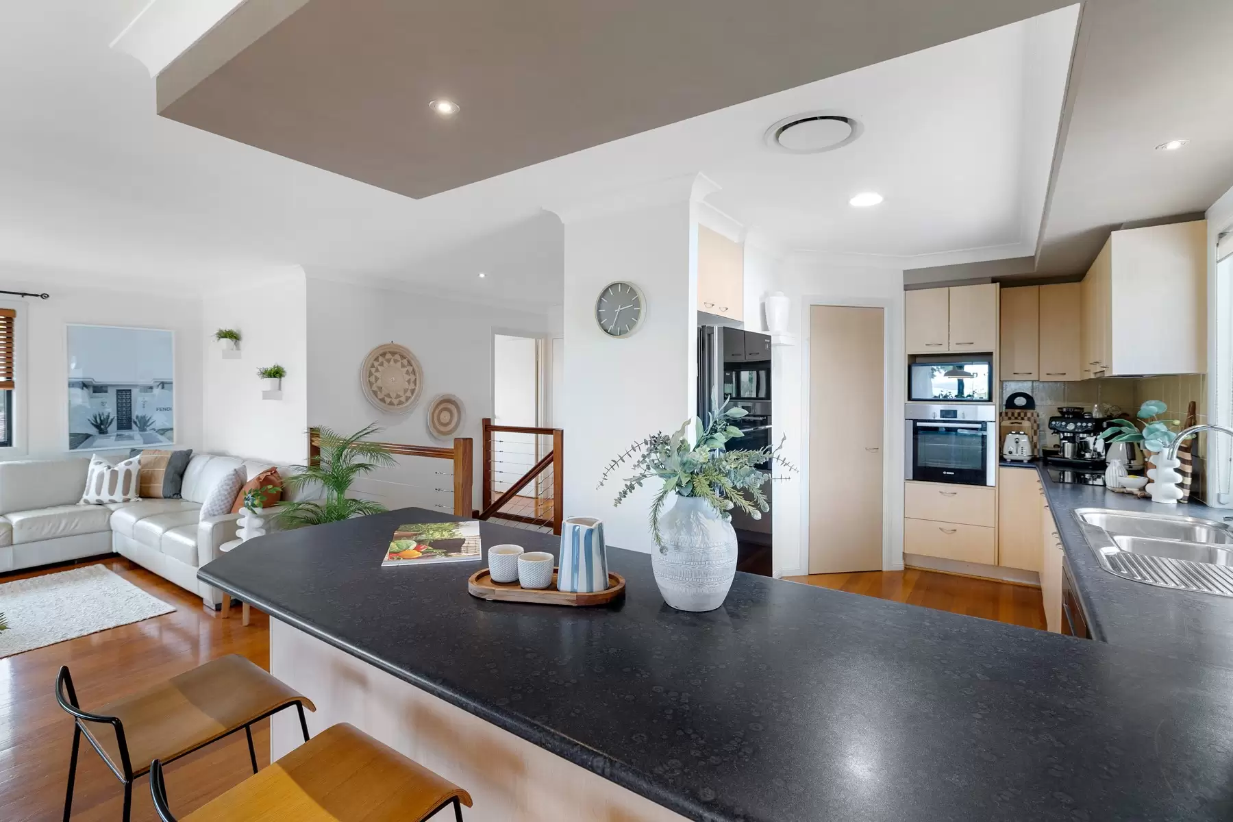 6 The Rampart, Redland Bay Sold by Queensland Sotheby's International Realty - image 1
