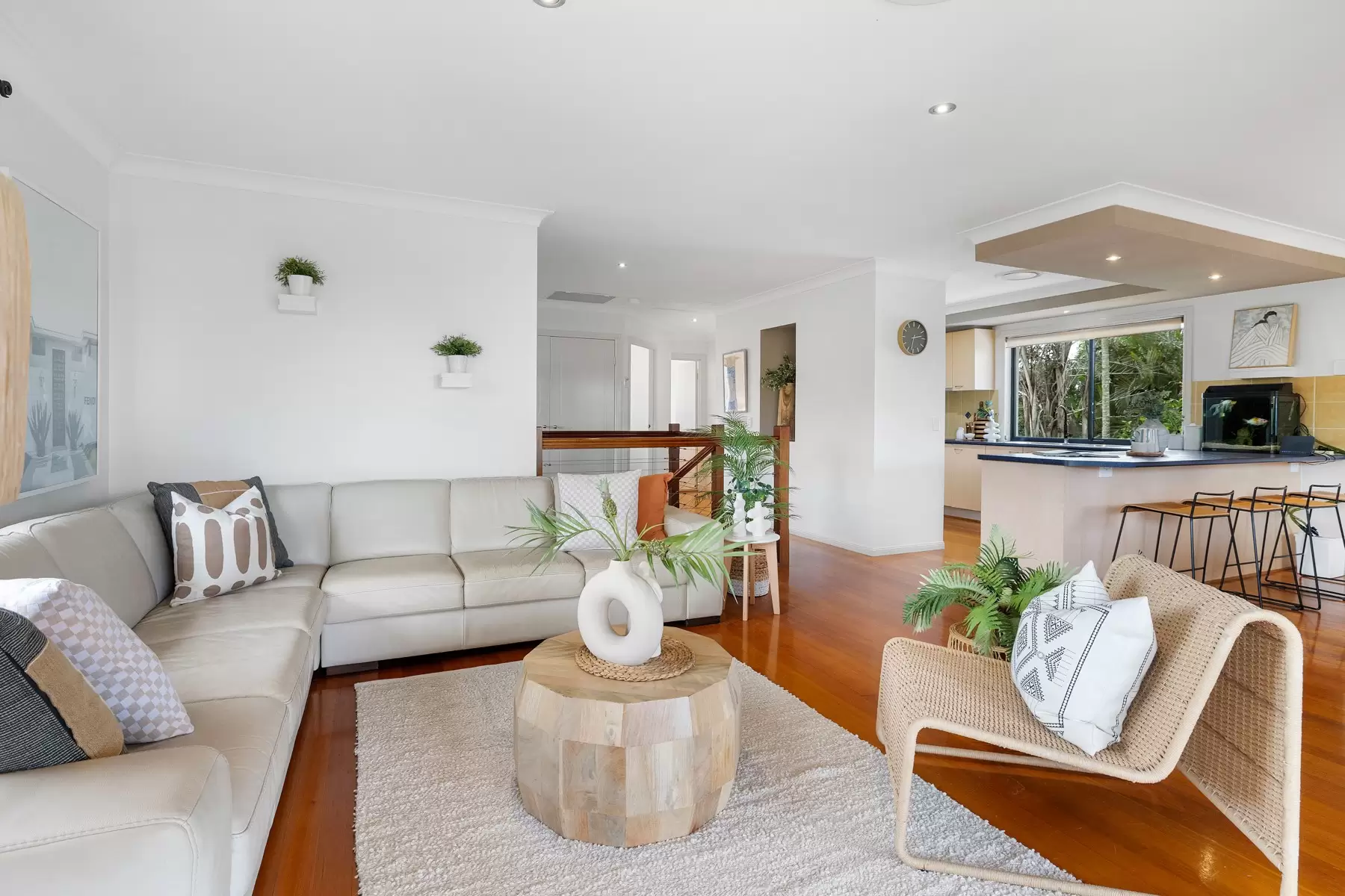 6 The Rampart, Redland Bay Sold by  - image 1