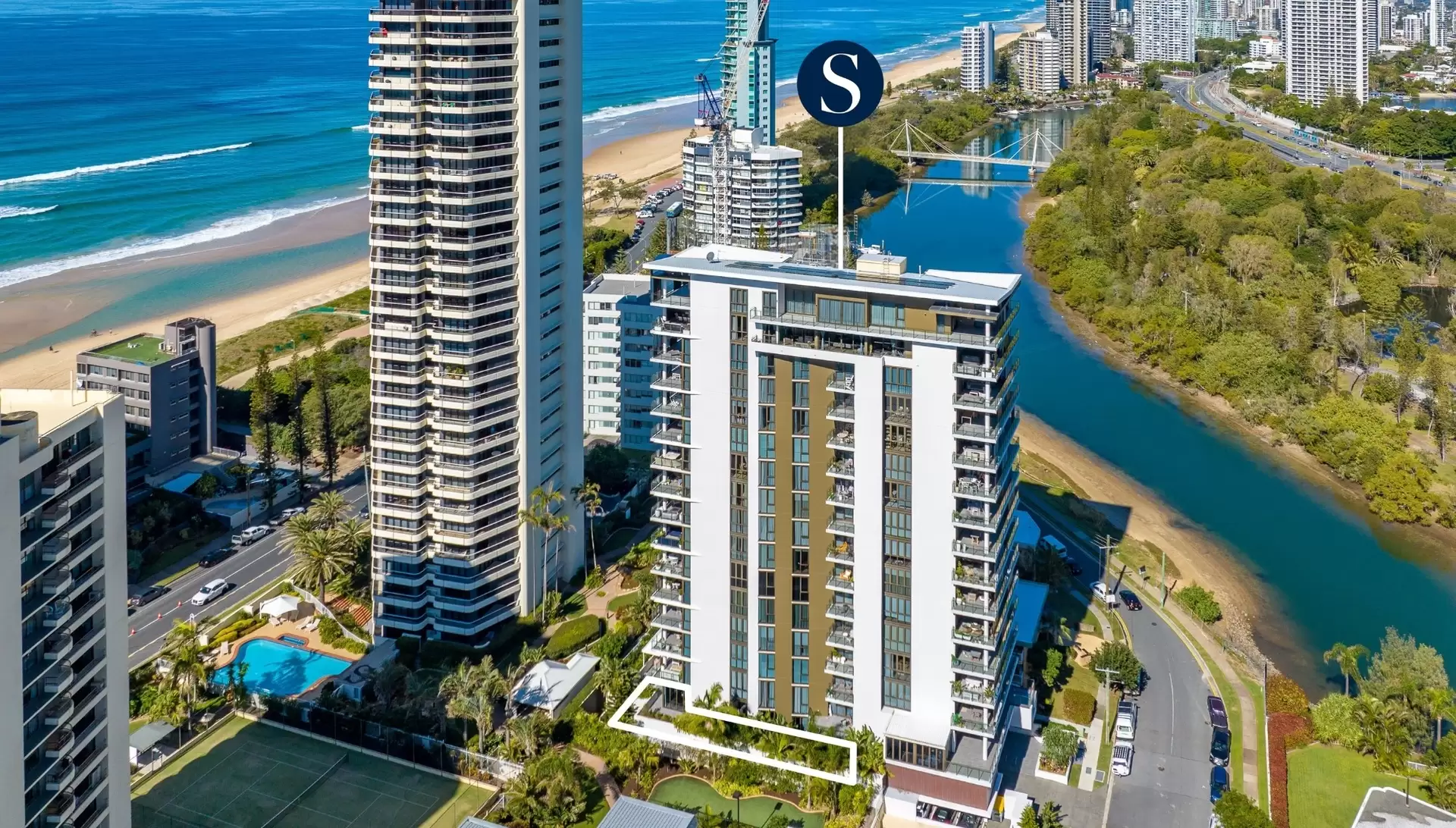 101/Cerulean 5 Pacific Street, Main Beach Sold by Queensland Sotheby's International Realty - image 1