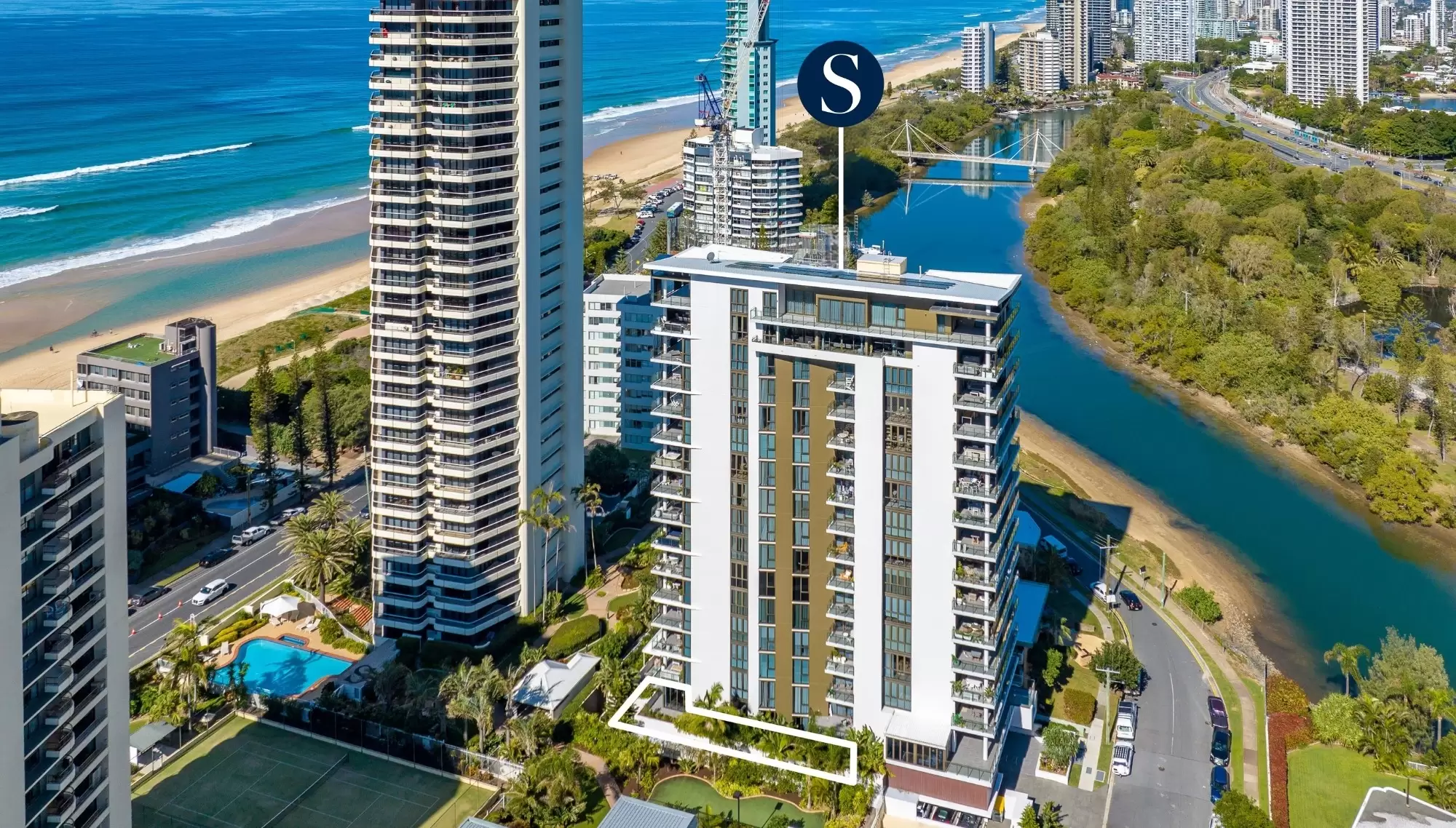 101/Cerulean 5 Pacific Street, Main Beach Sold by Queensland Sotheby's International Realty - image 1