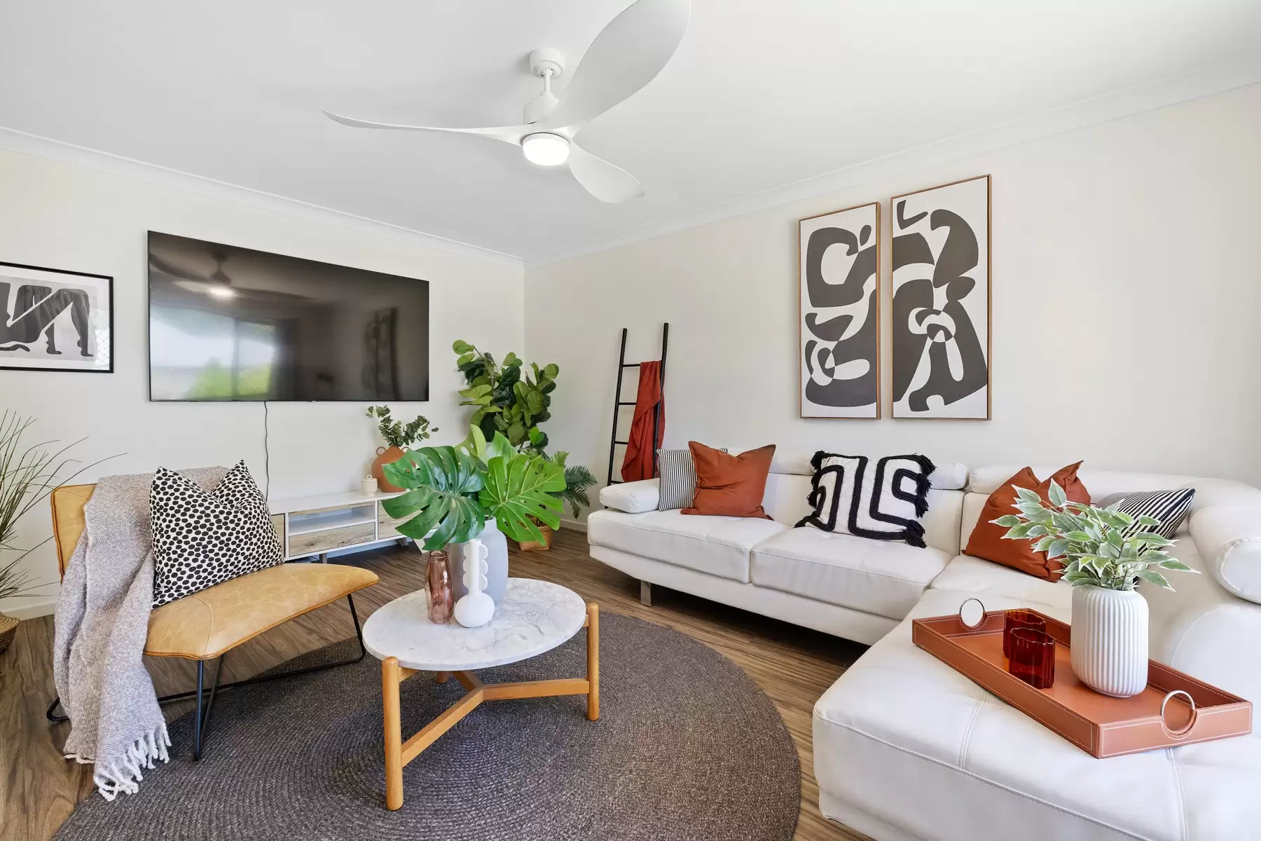 42 Ronnie Street, Cleveland Sold by Queensland Sotheby's International Realty - image 1