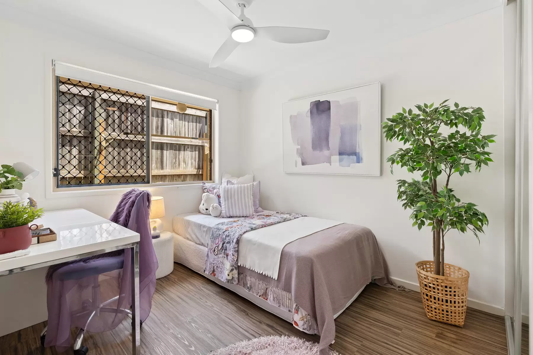 42 Ronnie Street, Cleveland Sold by Queensland Sotheby's International Realty - image 1