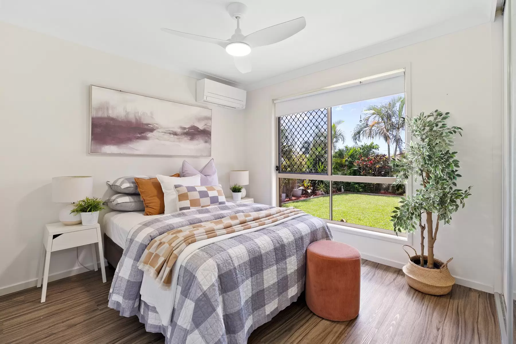 42 Ronnie Street, Cleveland Sold by Queensland Sotheby's International Realty - image 1