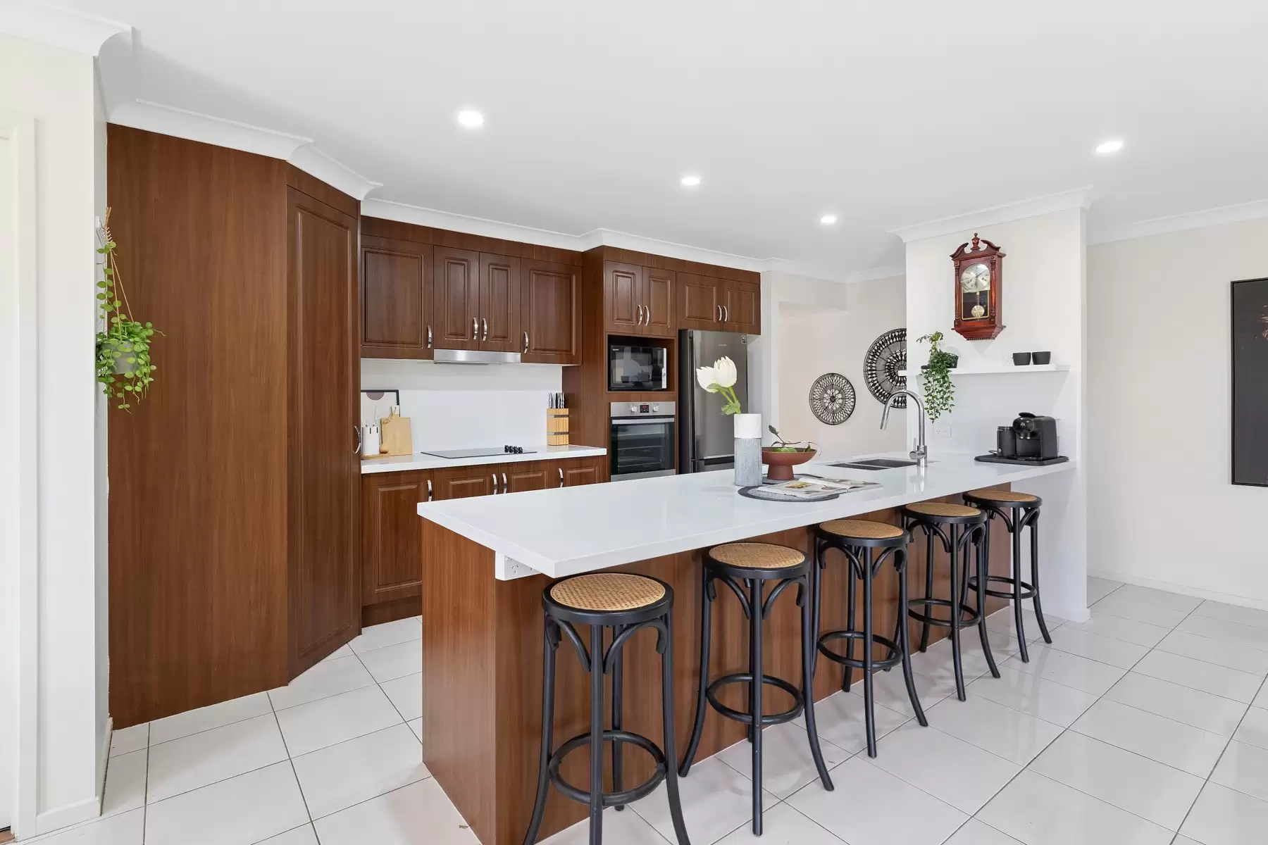 42 Ronnie Street, Cleveland Sold by Queensland Sotheby's International Realty - image 1