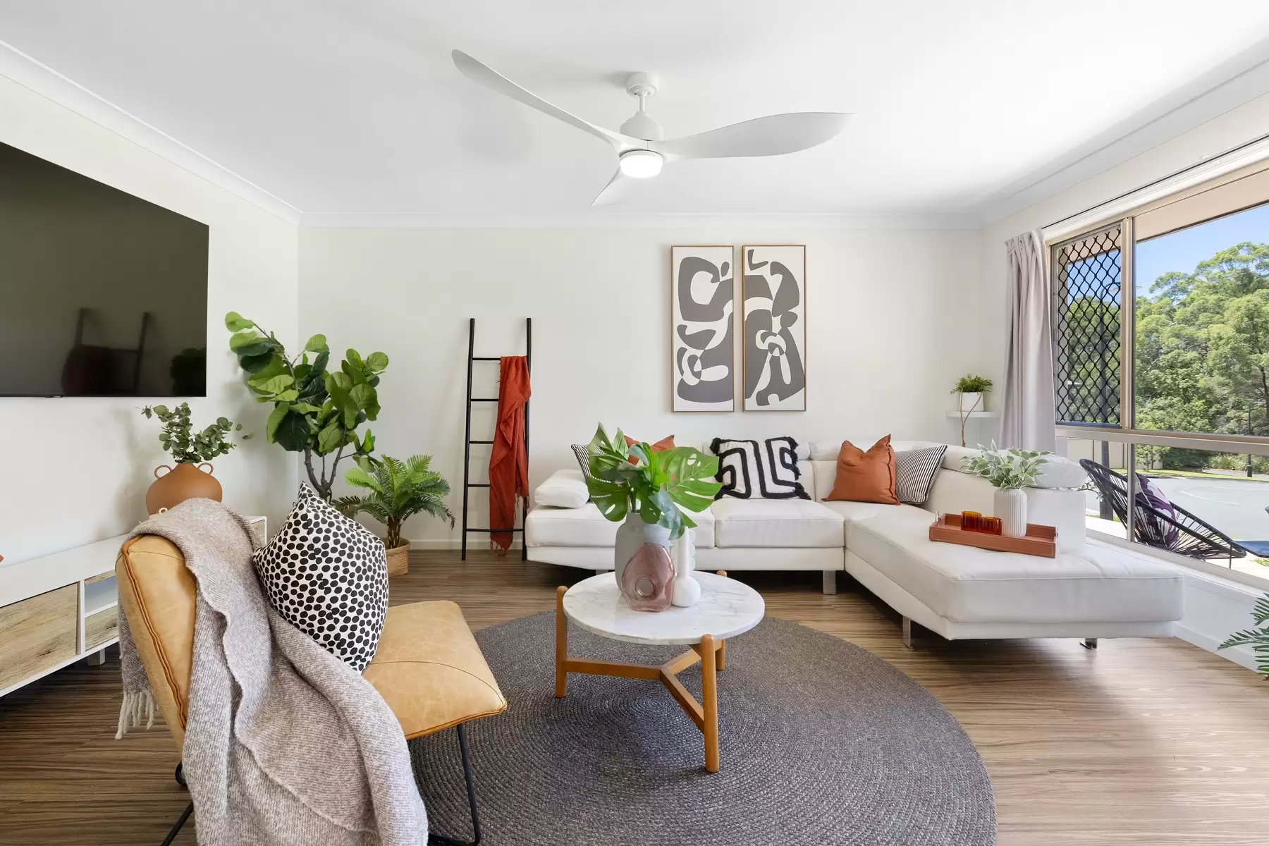 42 Ronnie Street, Cleveland Sold by Queensland Sotheby's International Realty - image 1