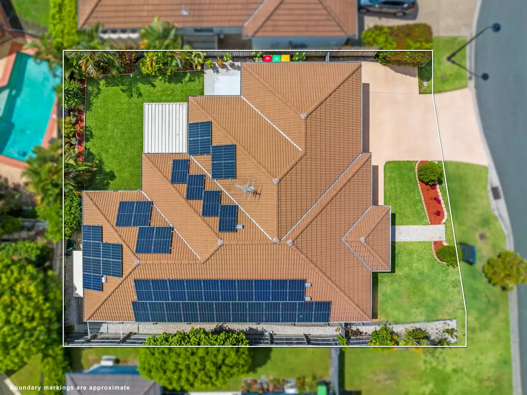 42 Ronnie Street, Cleveland Sold by Queensland Sotheby's International Realty - image 1