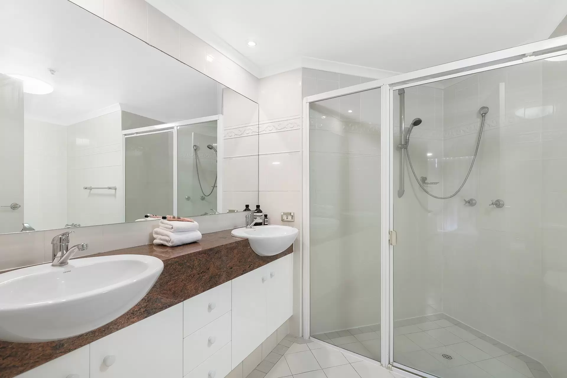 84/15 Breaker Street, Main Beach Sold by Queensland Sotheby's International Realty - image 1