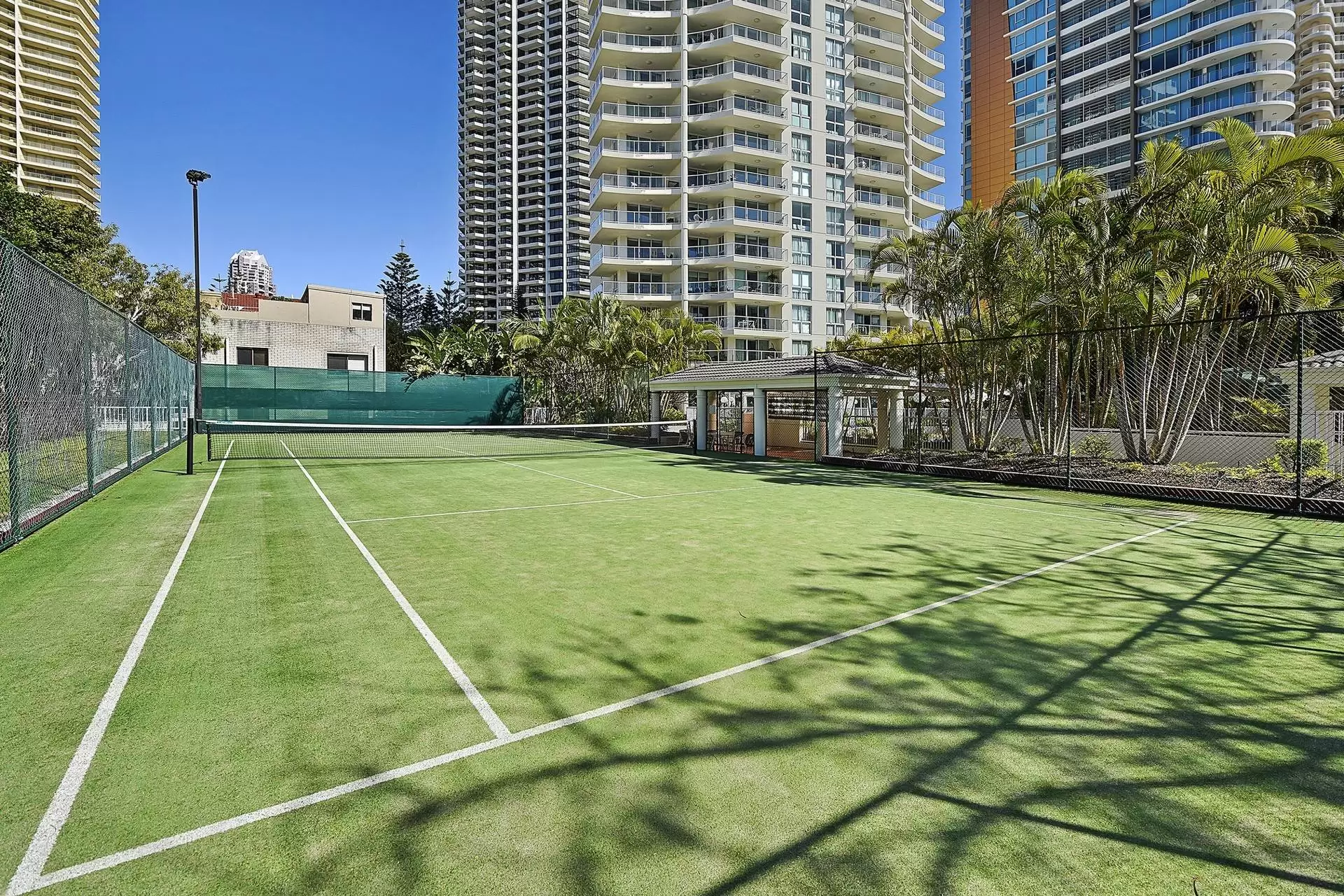 84/15 Breaker Street, Main Beach Sold by Queensland Sotheby's International Realty - image 1