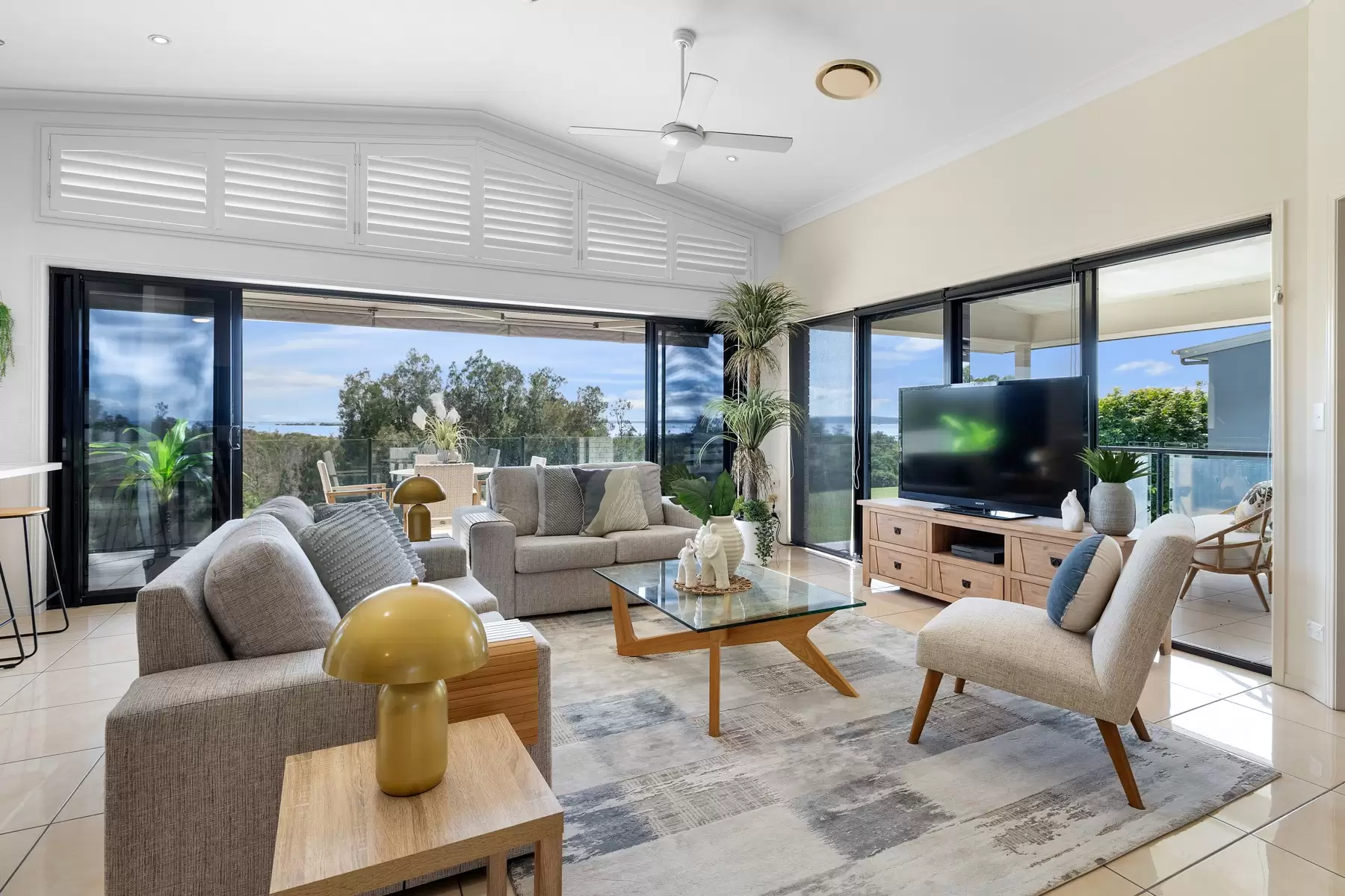 30 Carolena Street, Cleveland Sold by Queensland Sotheby's International Realty - image 1